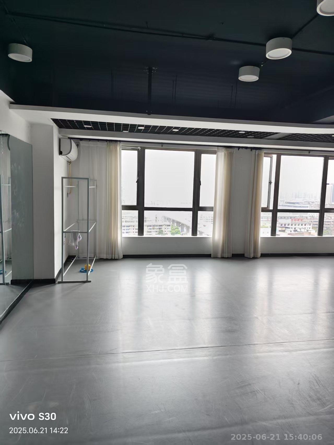 湘域相遇 1室0厅0卫 4200.0元/月 湘域相遇 1室0厅0卫 4200.0元/月室内图