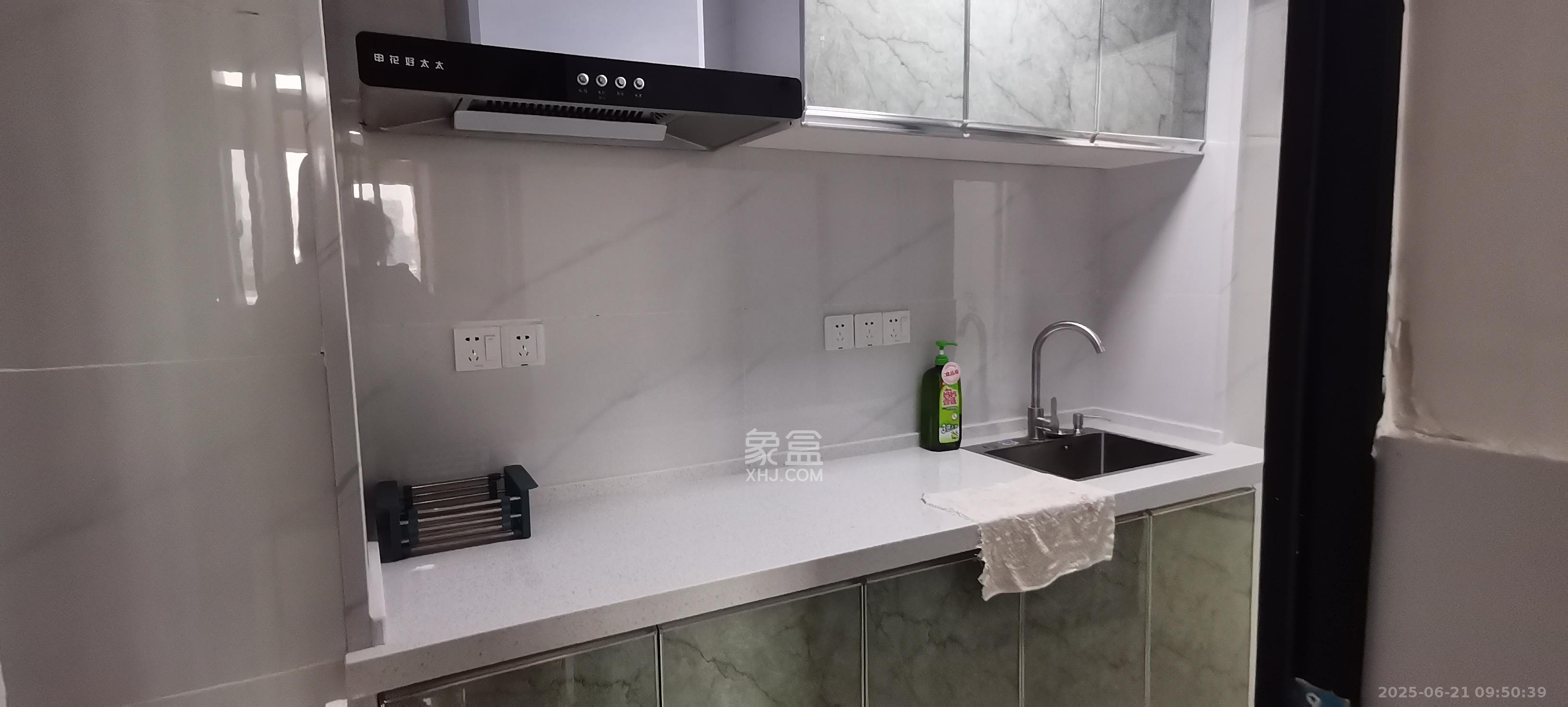 雅阁国际   50.0㎡      1600.0元/月室内图