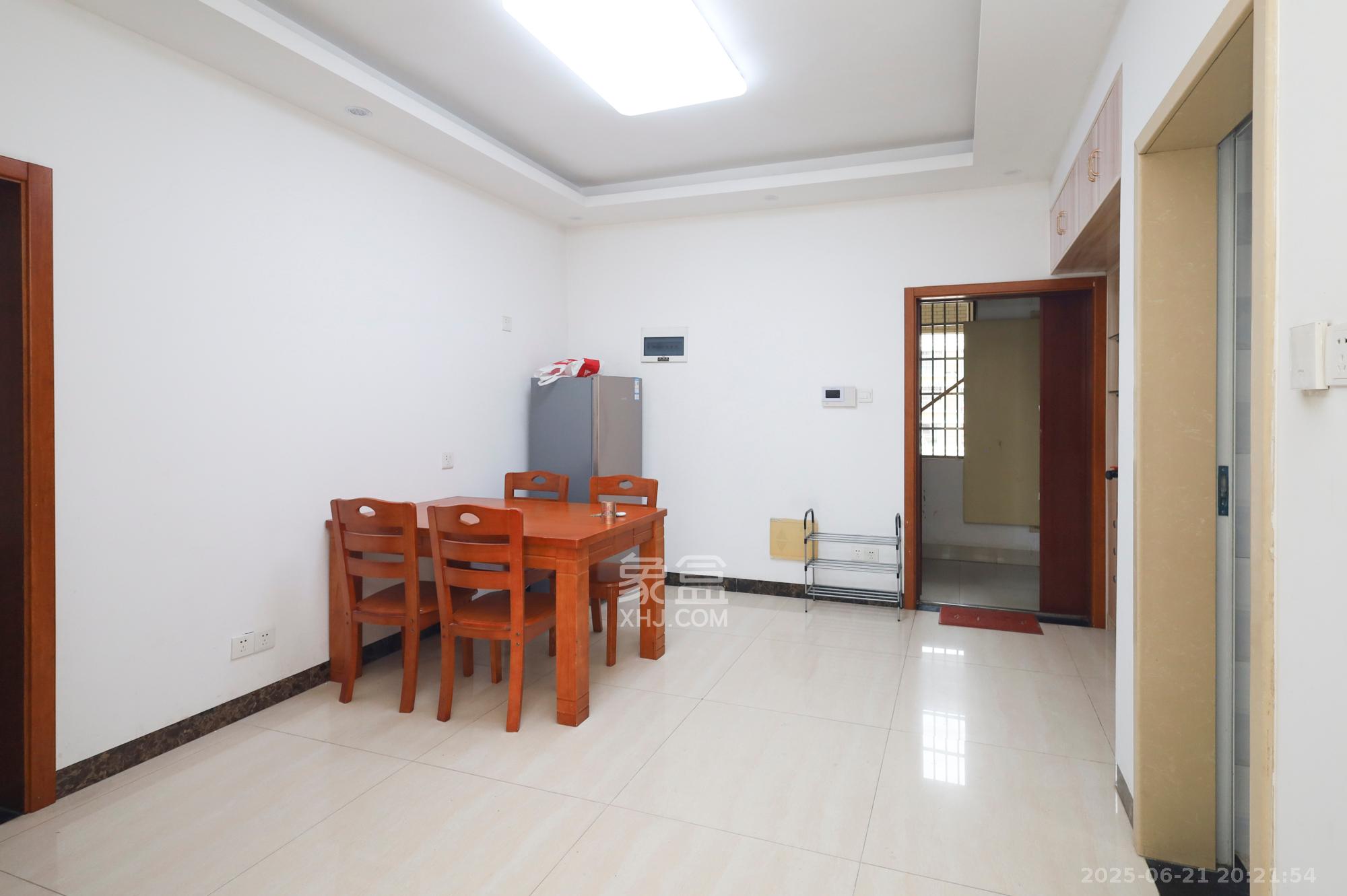 水木华麓 2室2厅1卫 58.0万 水木华麓 2室2厅1卫 58.0万其他