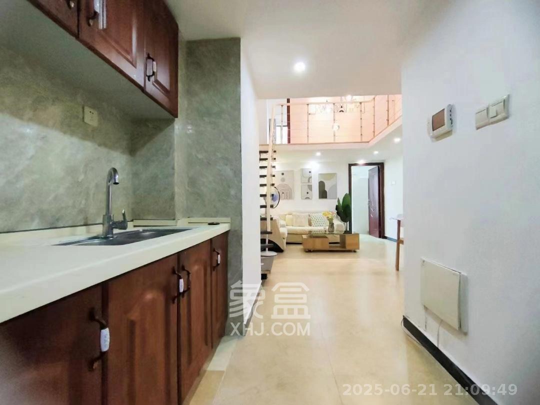 融圣国际  3室1厅1卫    3680.0元/月室内图