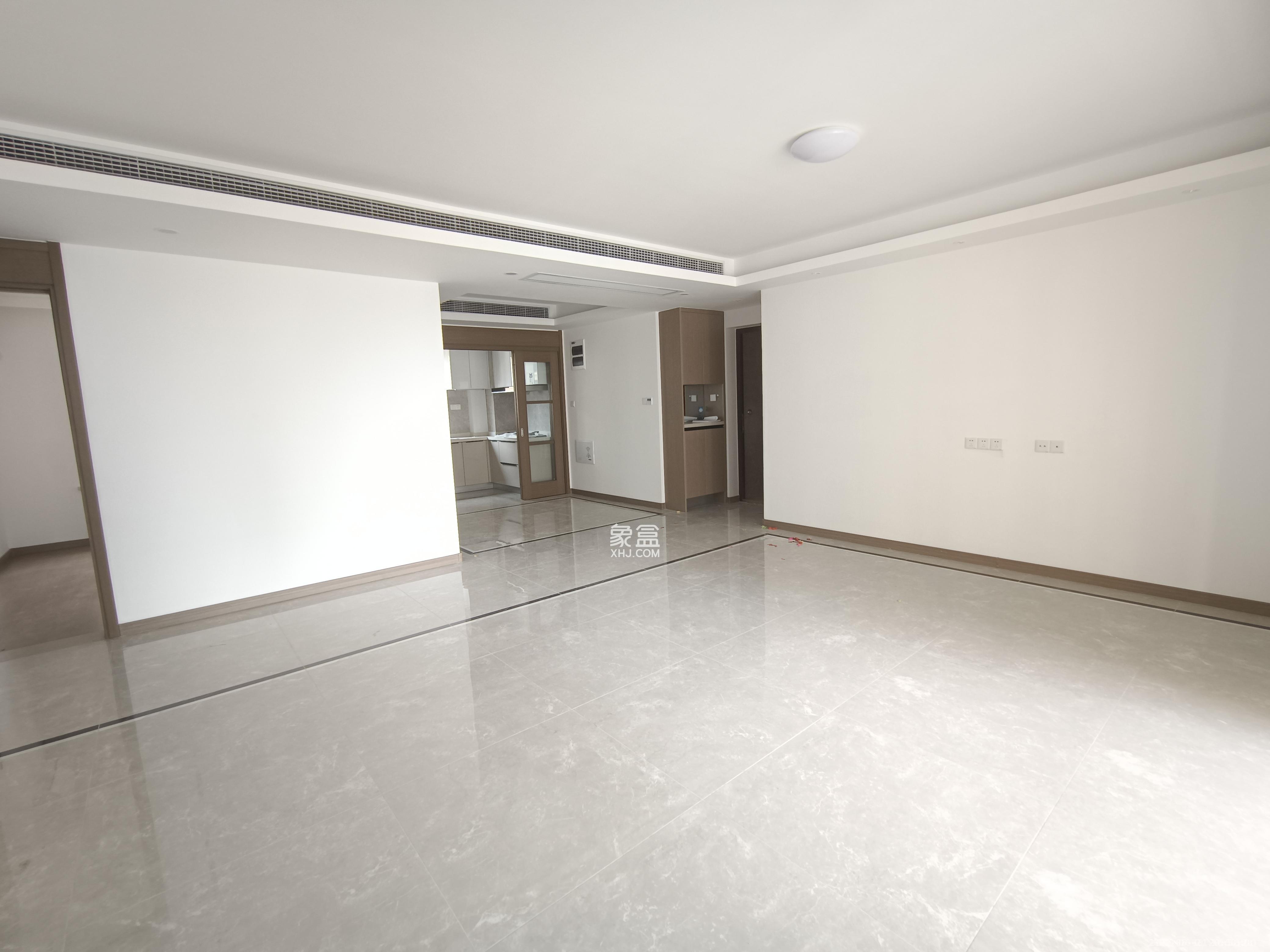 龙湖铂金中心(龙湖春江郦城) 3室2厅2卫 5000.0元/月 龙湖铂金中心(龙湖春江郦城) 3室2厅2卫 5000.0元/月室内图