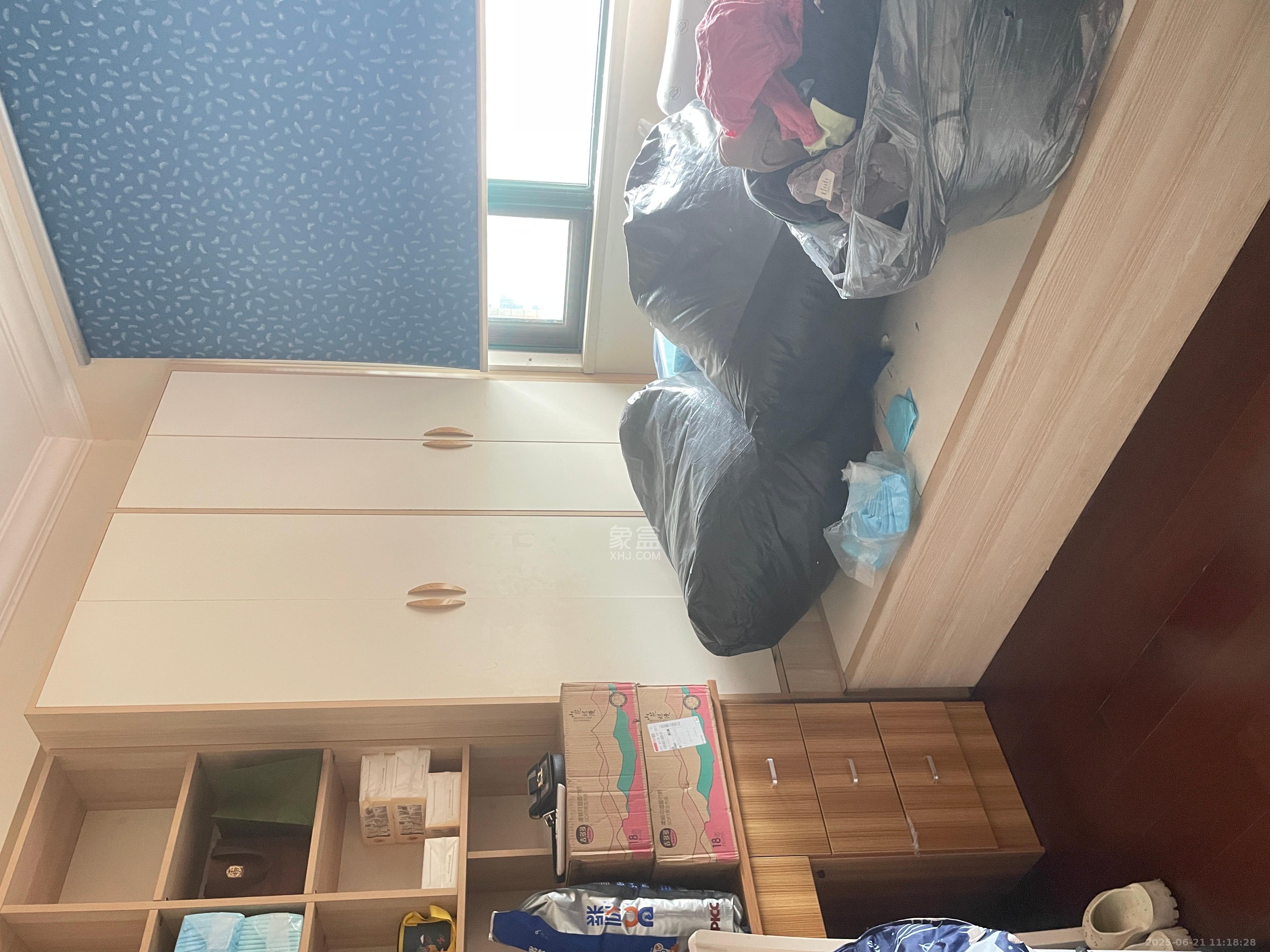 恒大翡翠华庭  3室1厅1卫   2400.00元/月室内图