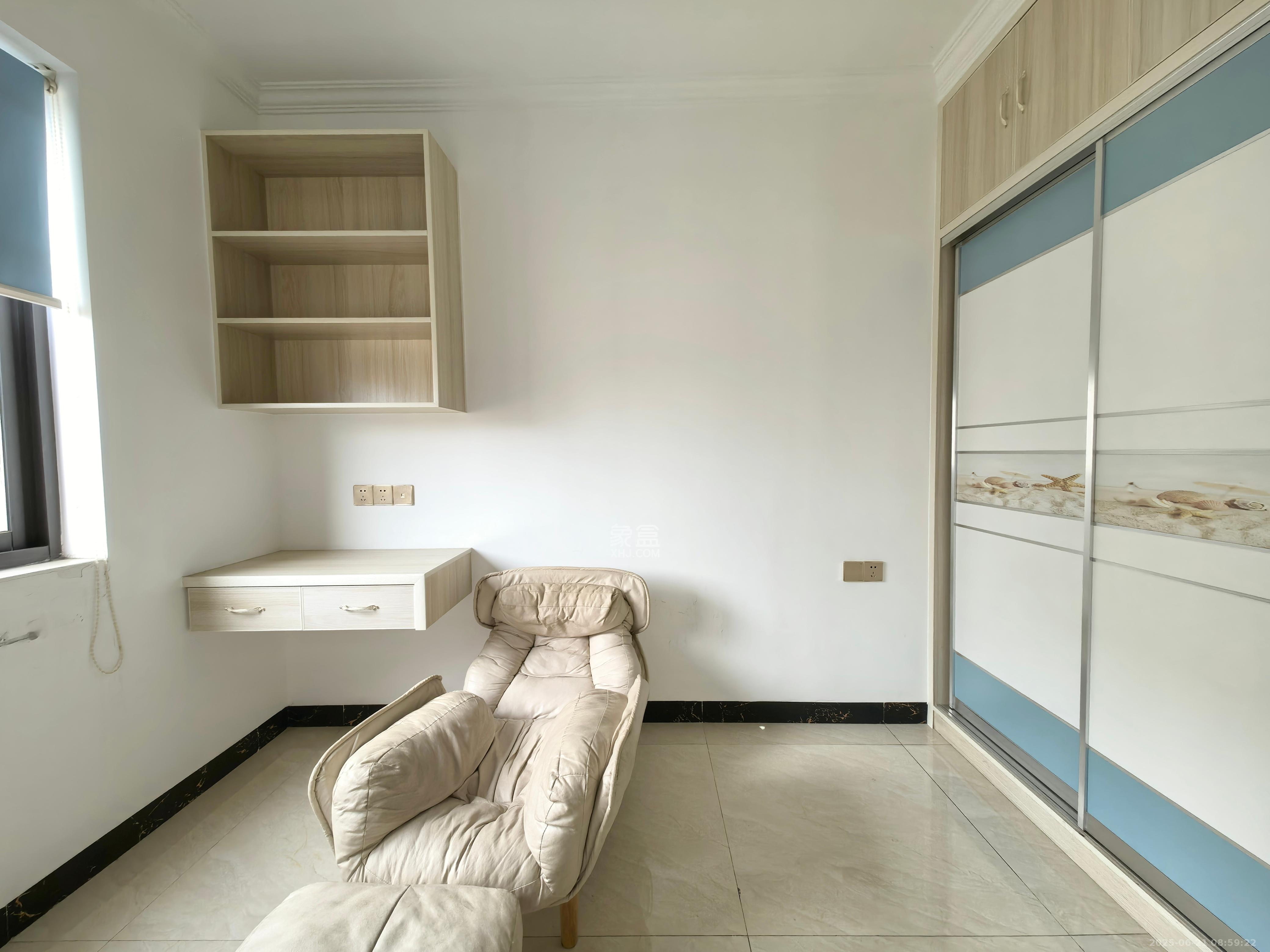 雨花公馆(紫苔名苑) 3室2厅1卫 2500.0元/月 雨花公馆(紫苔名苑) 3室2厅1卫 2500.0元/月室内图