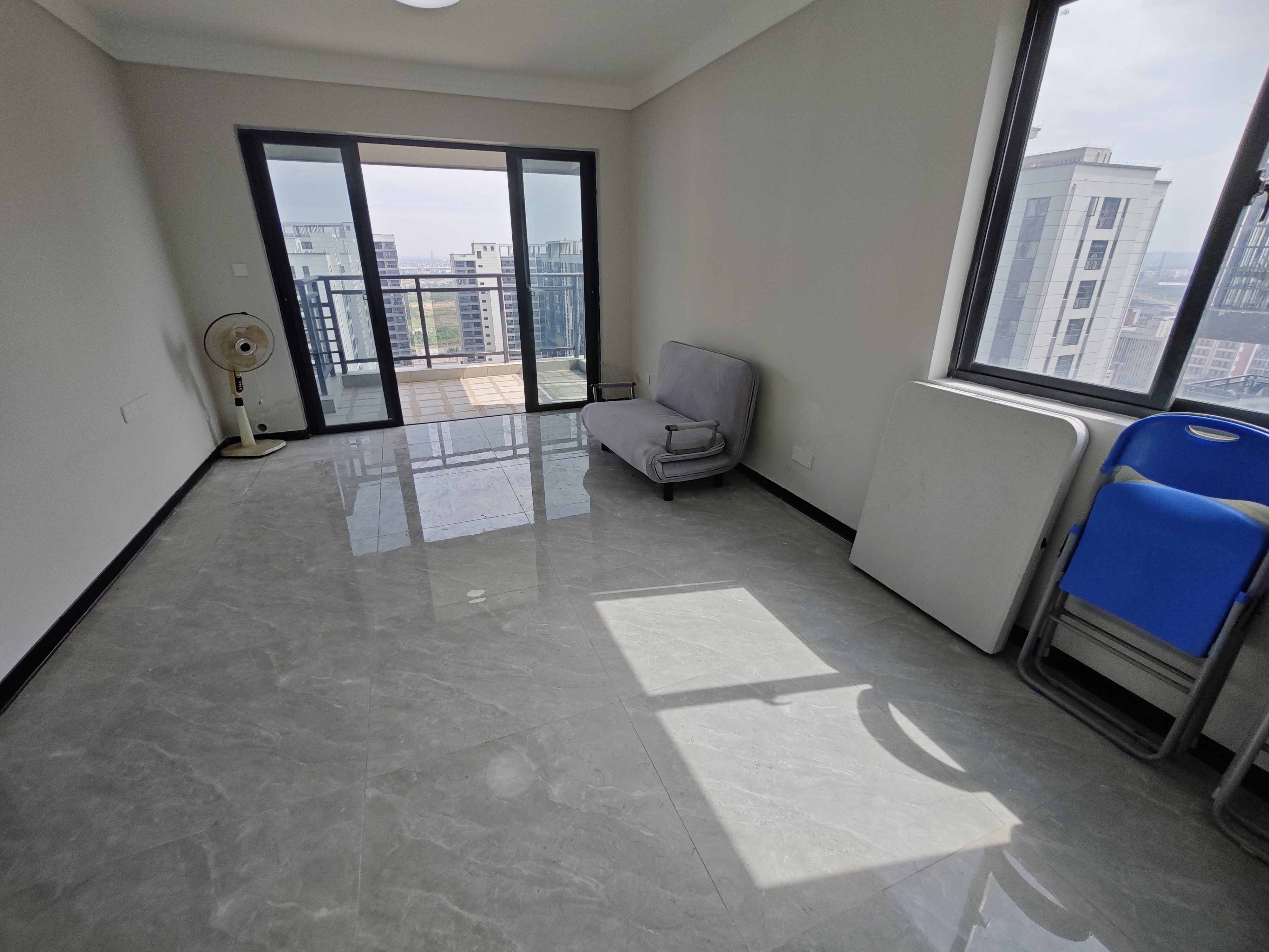 电白雅居 1室1厅1卫 1600.0元/月 电白雅居 1室1厅1卫 1600.0元/月室内图