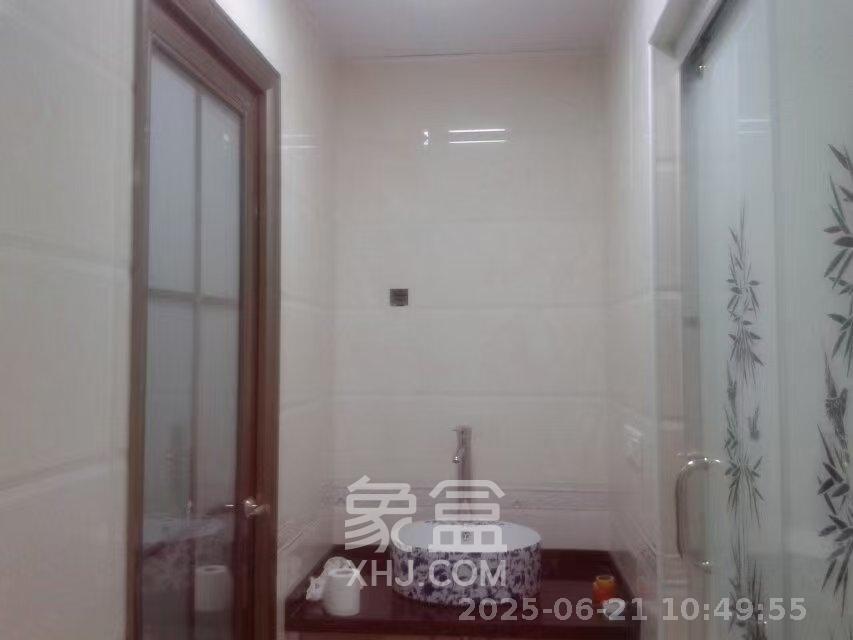 怡海星城 1室0厅0卫 1700.0元/月 怡海星城 1室0厅0卫 1700.0元/月室内图