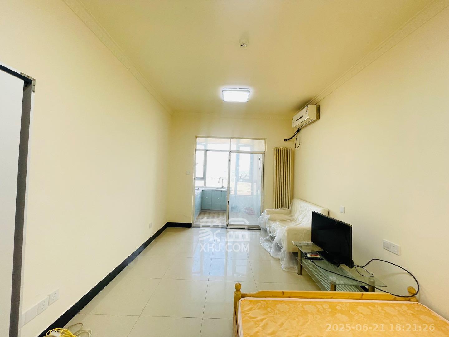 怡海星城  1室1厅1卫    900.0元/月室内图