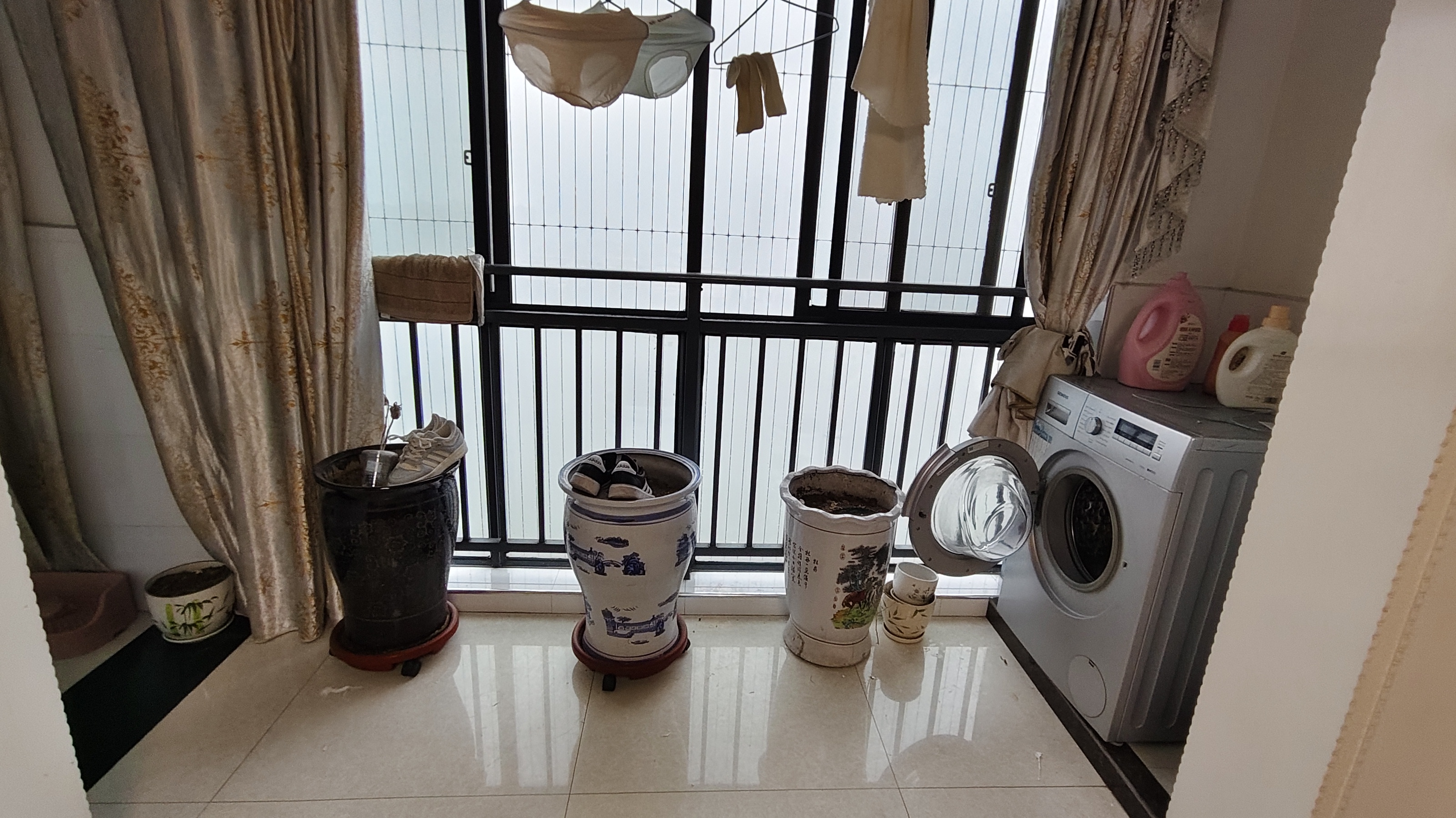 资江明珠  3室2厅2卫   2100.00元/月室内图