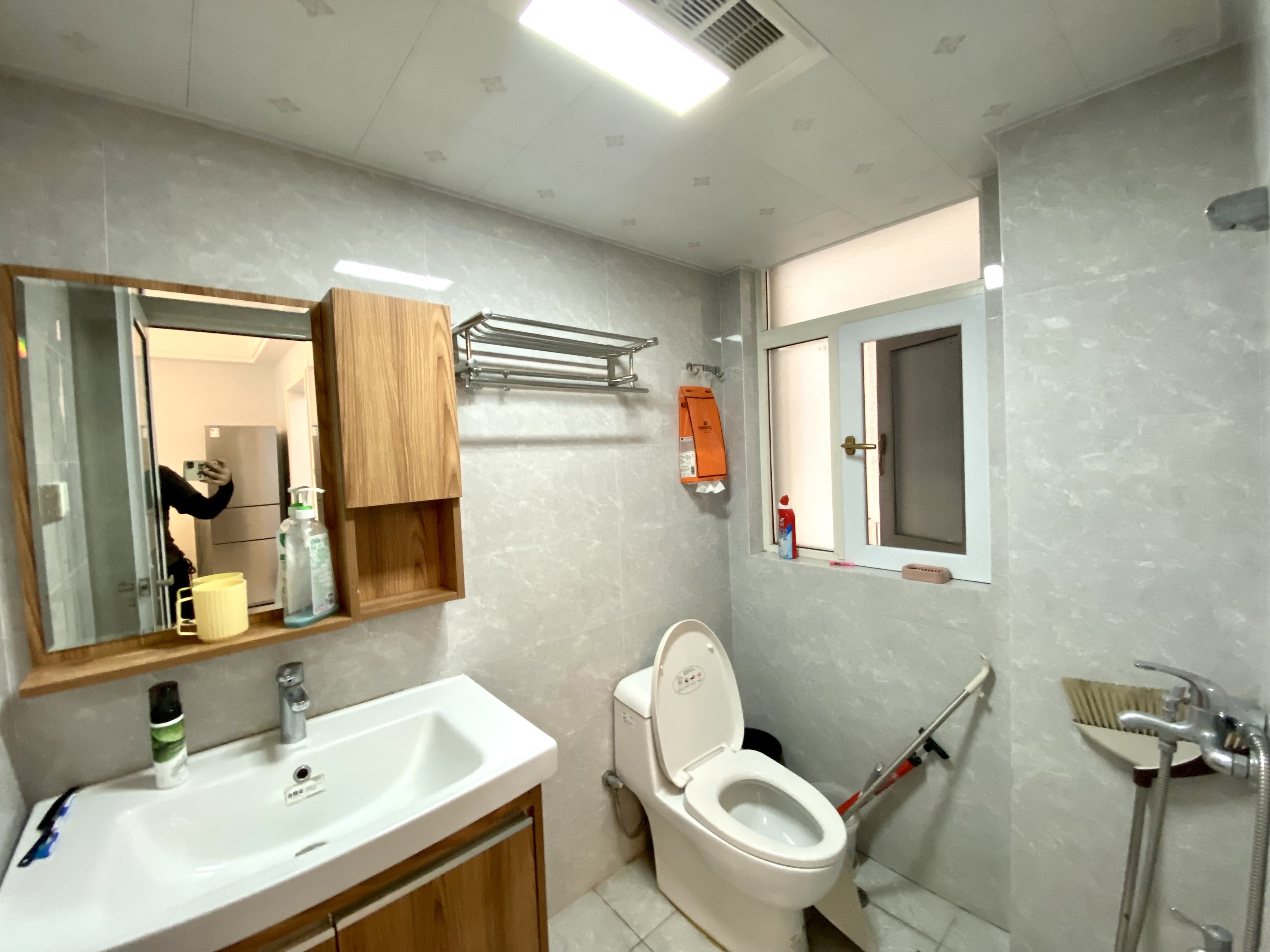 碧桂园梓山府  2室2厅1卫    62.58万客厅