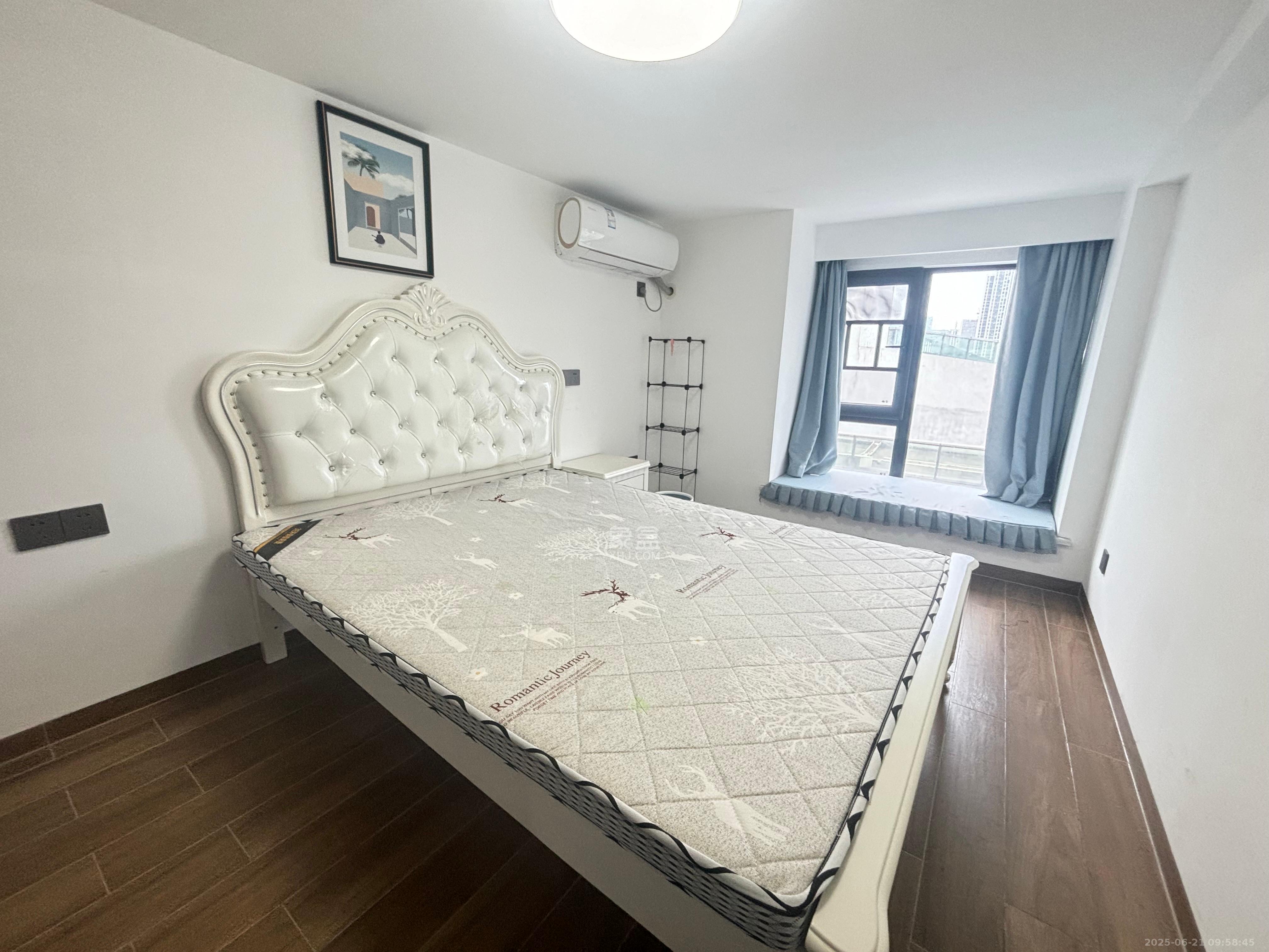 万科金色梦想B区 3室2厅2卫 2600.0元/月 万科金色梦想B区 3室2厅2卫 2600.0元/月室内图