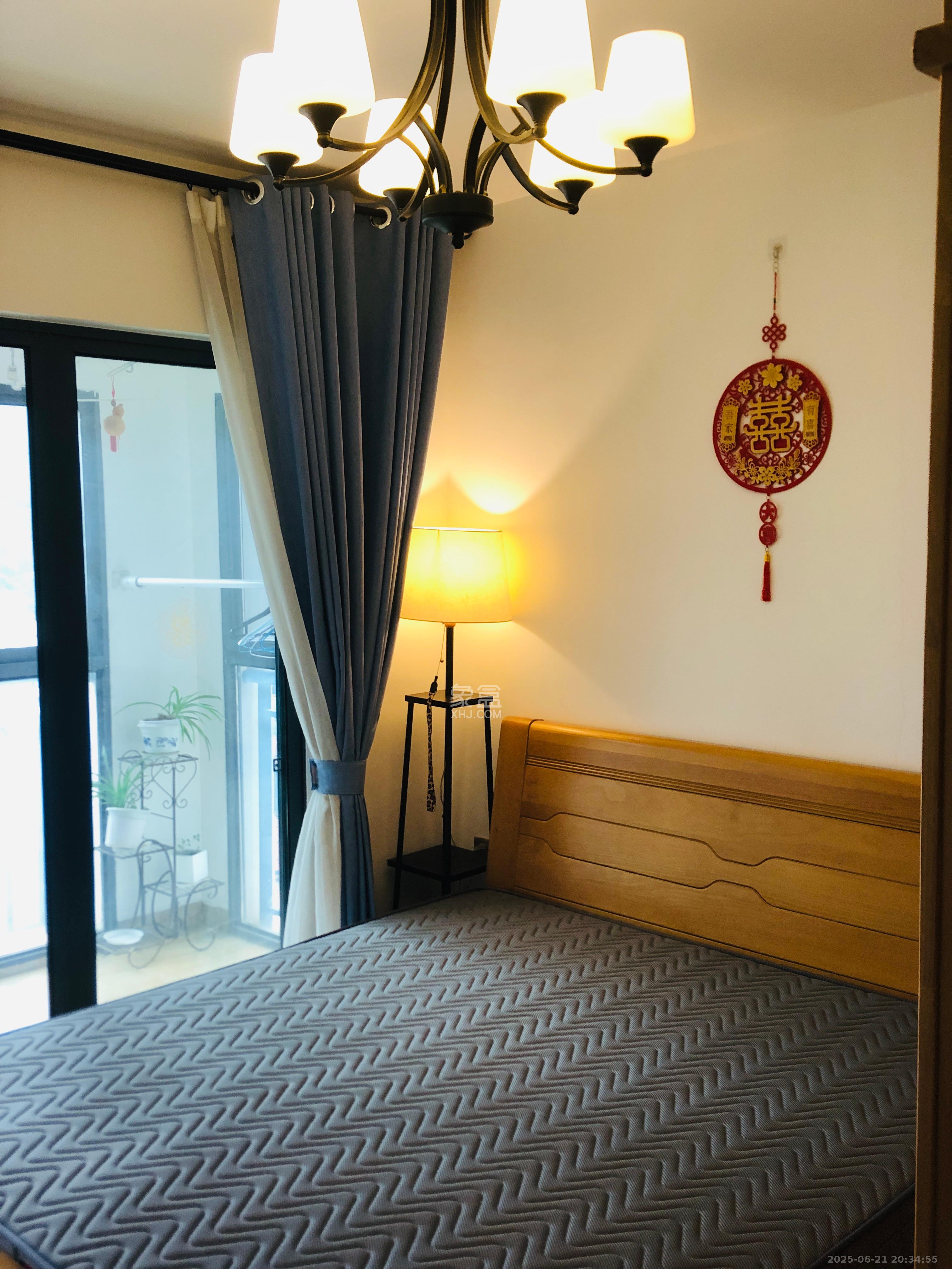 九龙领仕汇  2室2厅1卫   1680.00元/月室内图