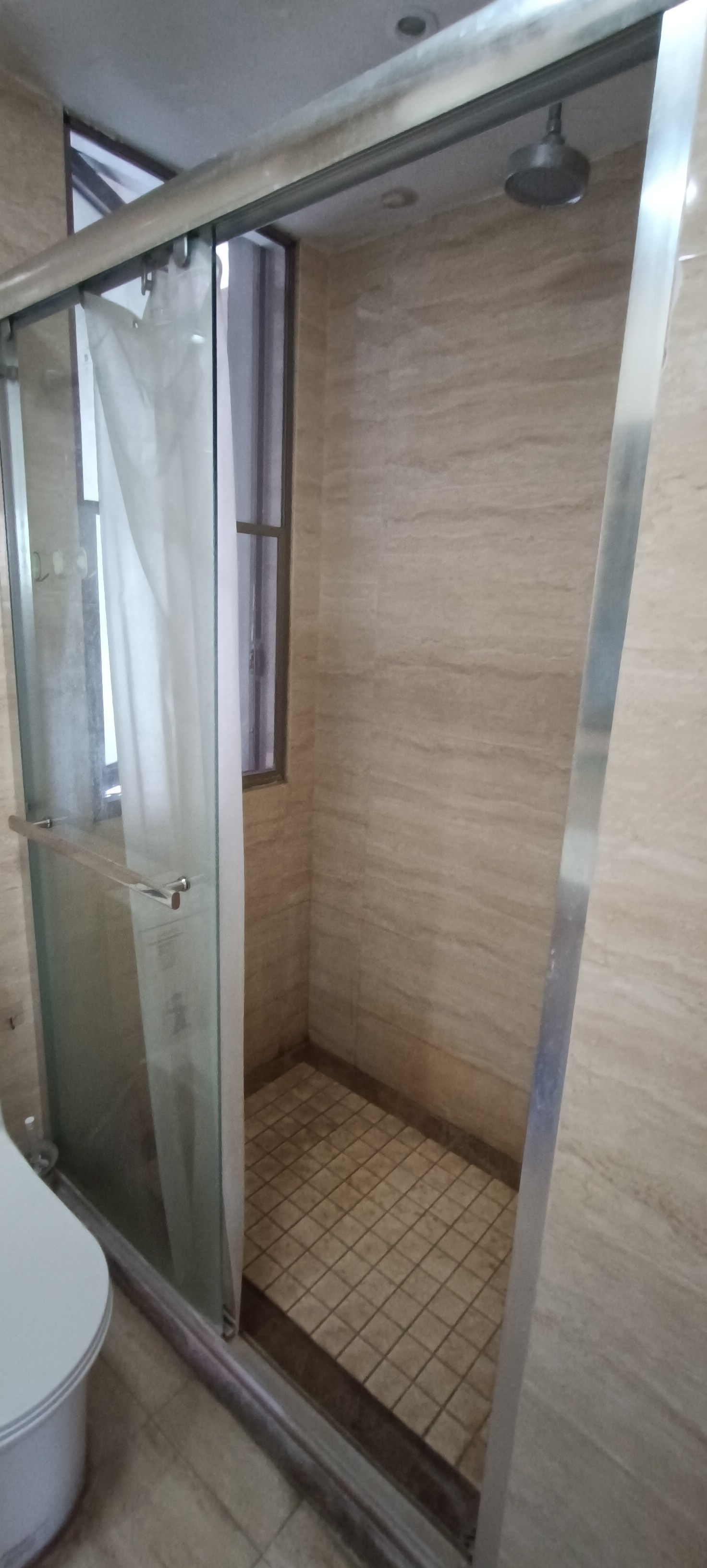 外滩中心  1室1厅1卫    2500.0元/月 外滩中心  1室1厅1卫    2500.0元/月室内图