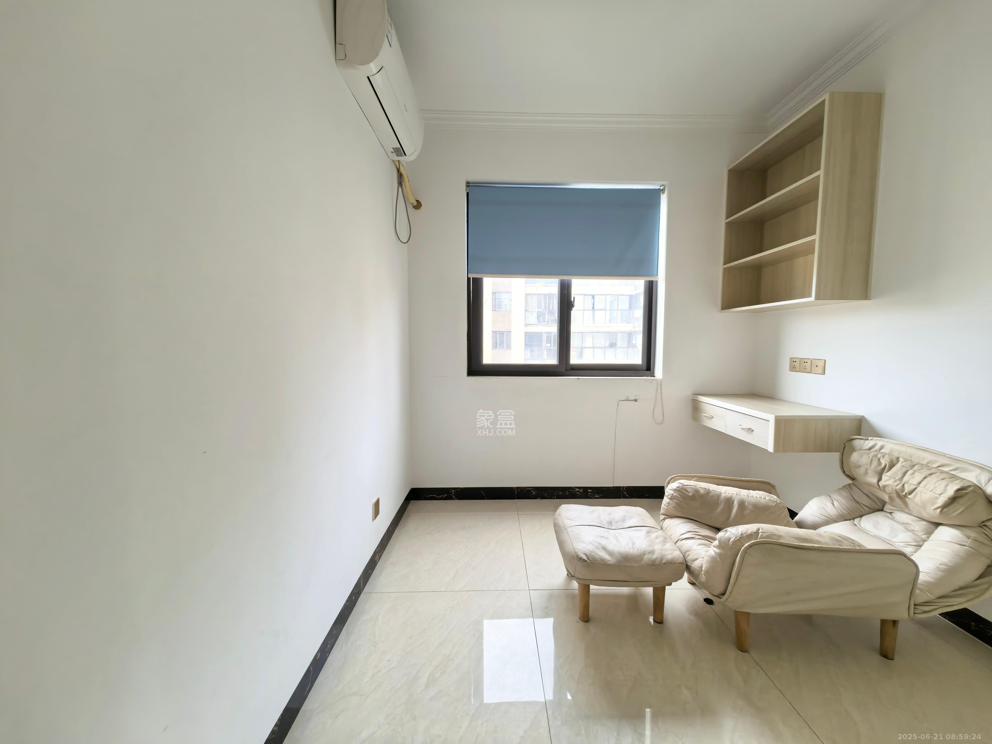 雨花公馆(紫苔名苑) 3室2厅1卫 2500.0元/月 雨花公馆(紫苔名苑) 3室2厅1卫 2500.0元/月室内图