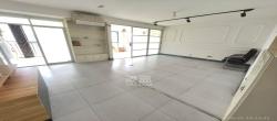 东一国际  1室1厅1卫   2300.00元/月