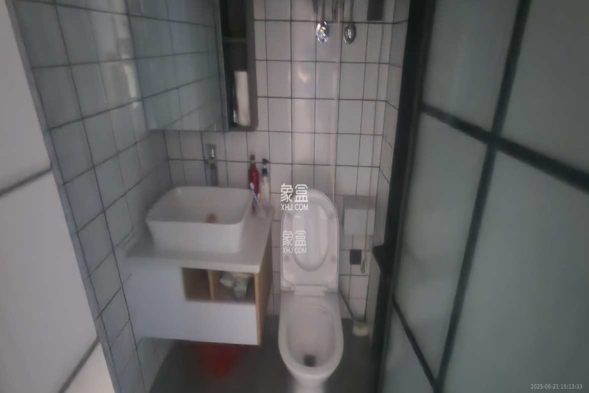 绿地长沙城际空间站(绿地新里佳苑) 1室1厅1卫 2000.0元/月 绿地长沙城际空间站(绿地新里佳苑) 1室1厅1卫 2000.0元/月室内图