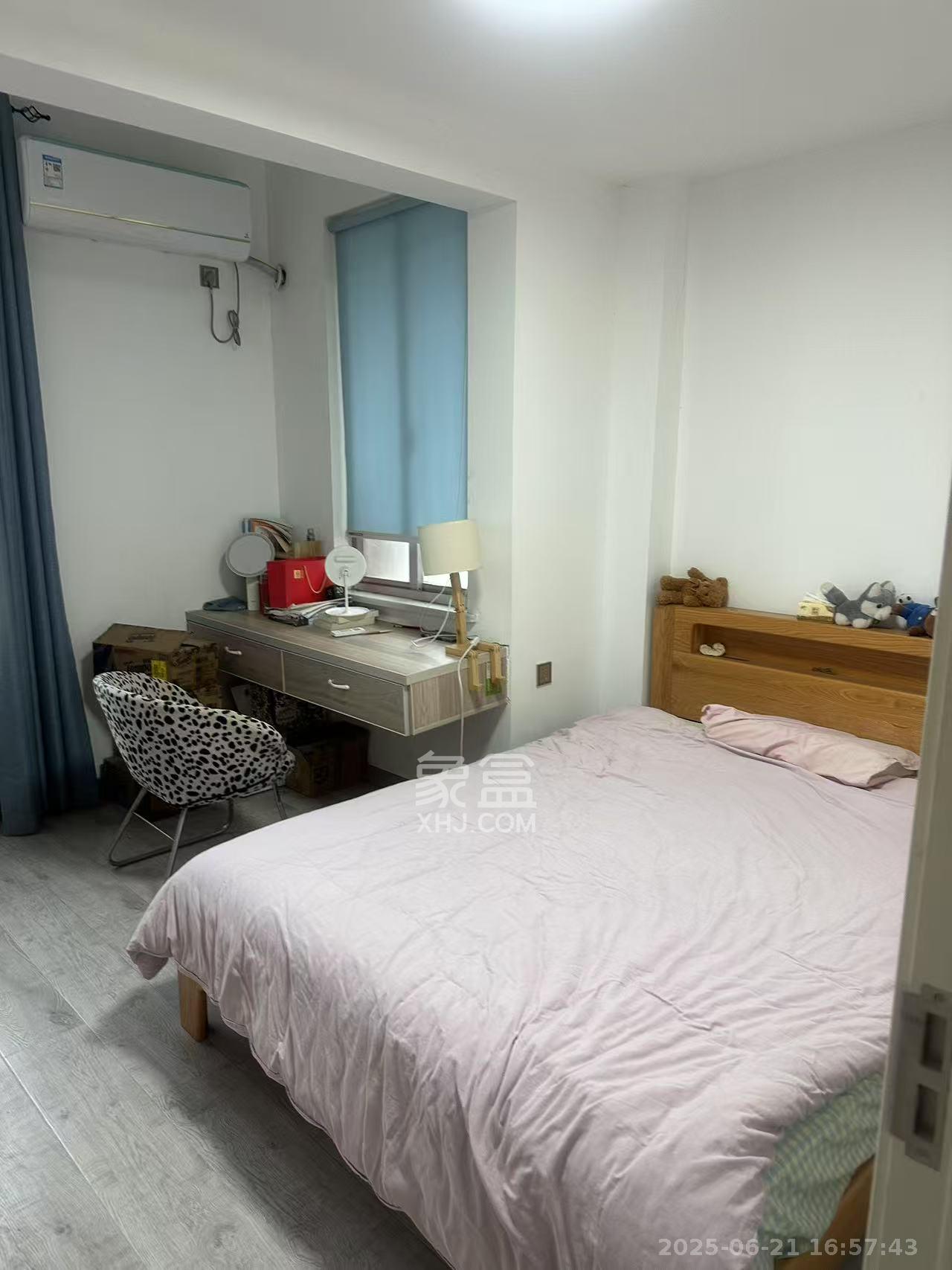 上河国际B座  3室2厅1卫   2600.00元/月室内图