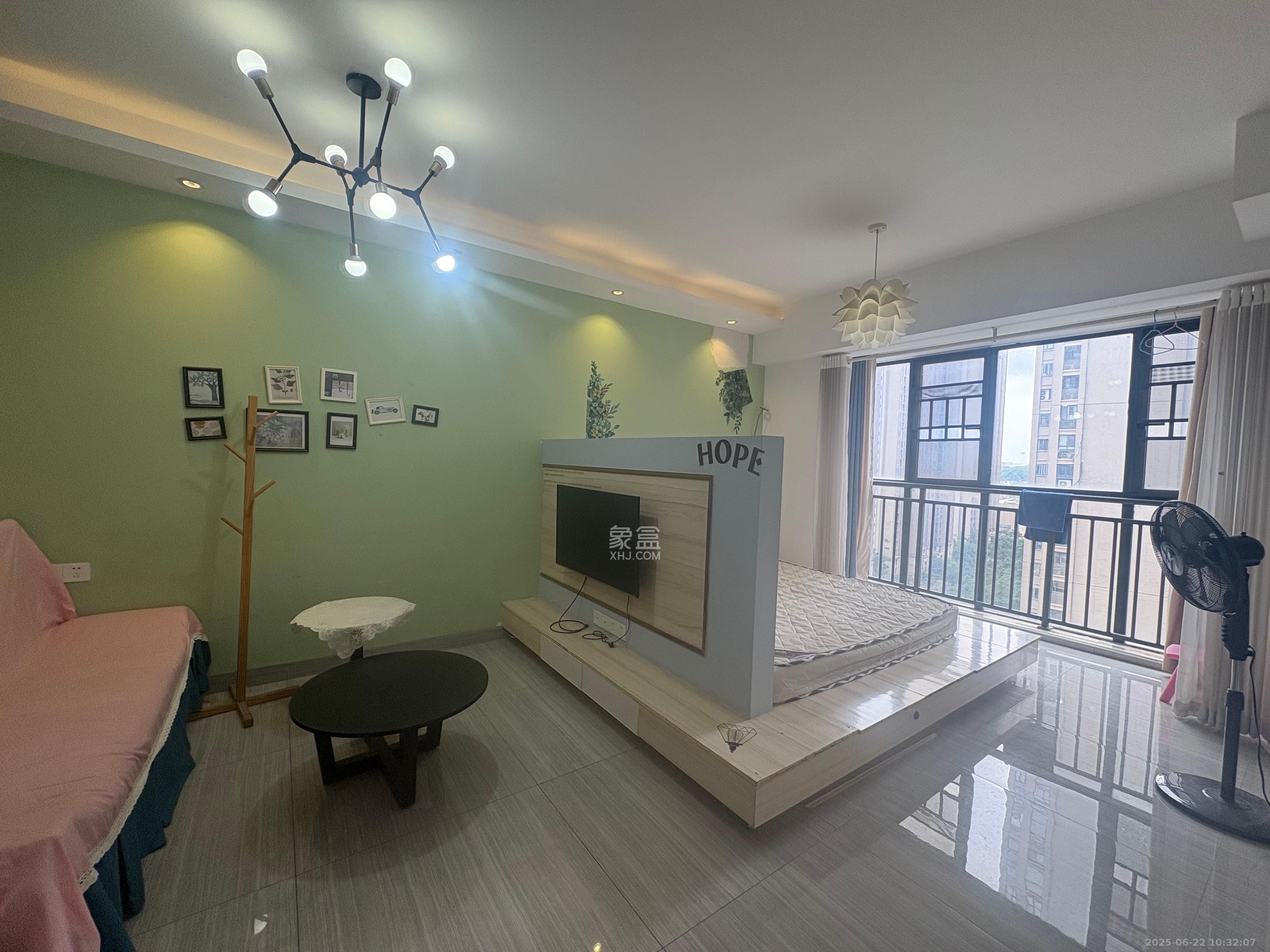 中交里城 1室1厅1卫 1600.0元/月 中交里城 1室1厅1卫 1600.0元/月室内图