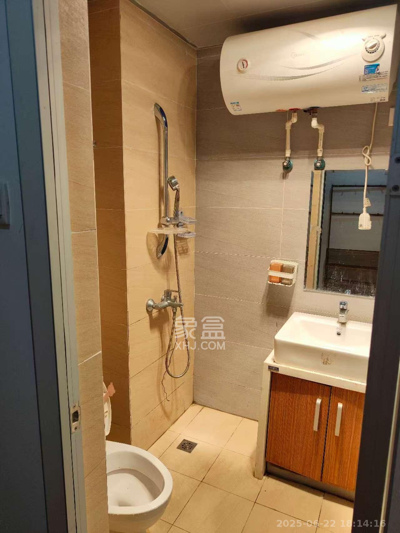长盛上东区  1室1厅1卫   1500.00元/月室内图