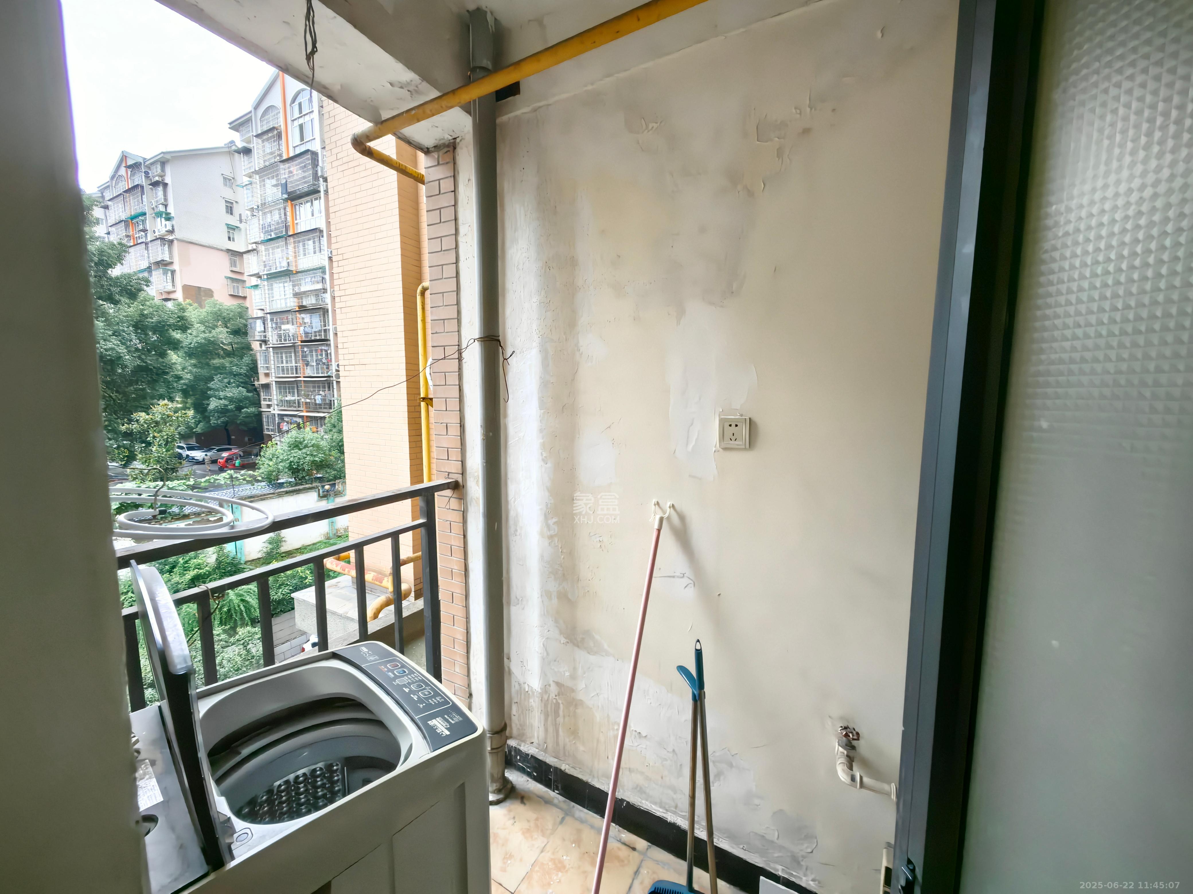 兴威帕克水岸  1室1厅1卫   1550.00元/月室内图