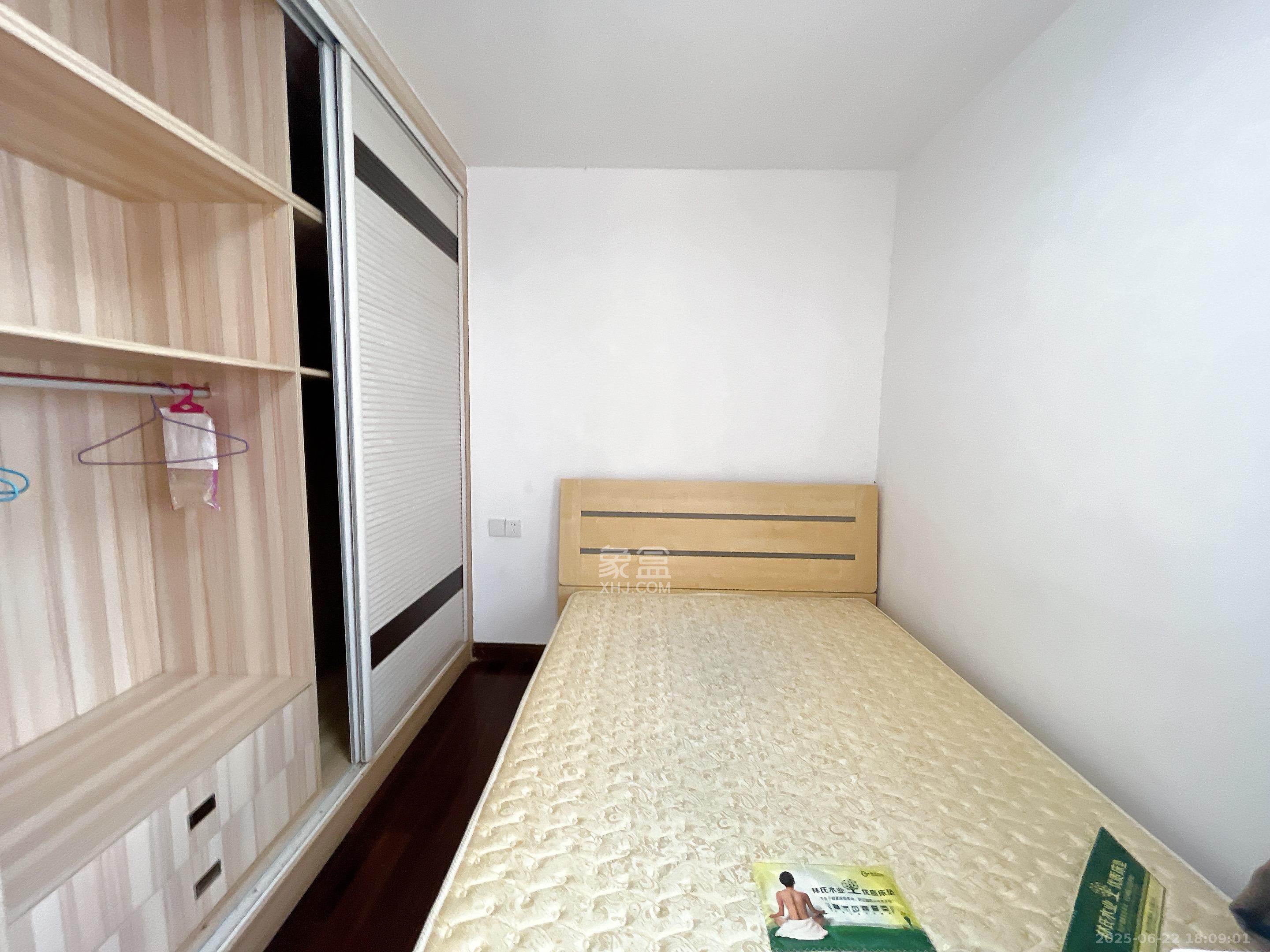 隆华金属宿舍  2室1厅1卫   2600.00元/月室内图