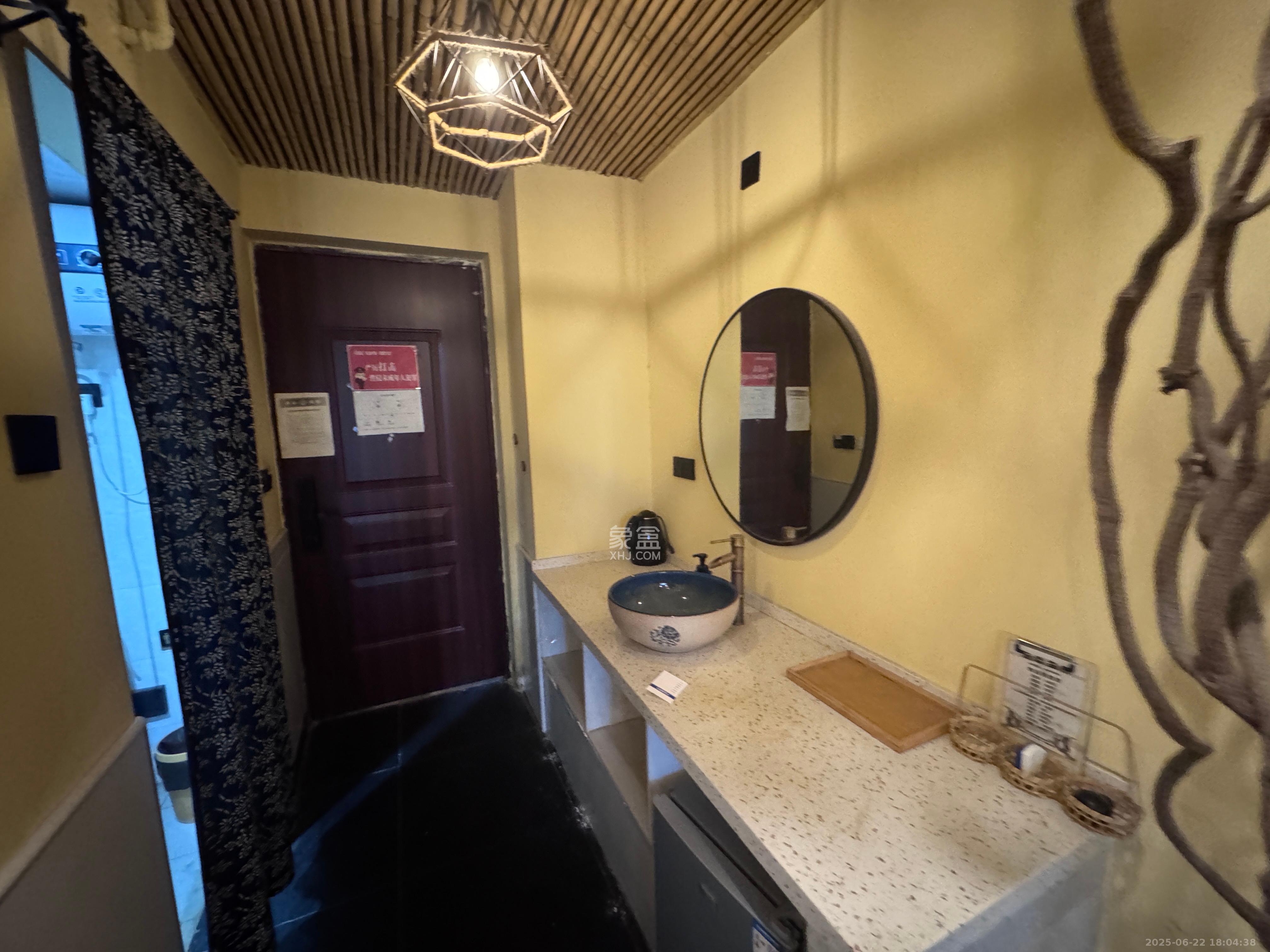 中海新城熙岸（中信新城五期）  1室1厅1卫    1000.0元/月室内图