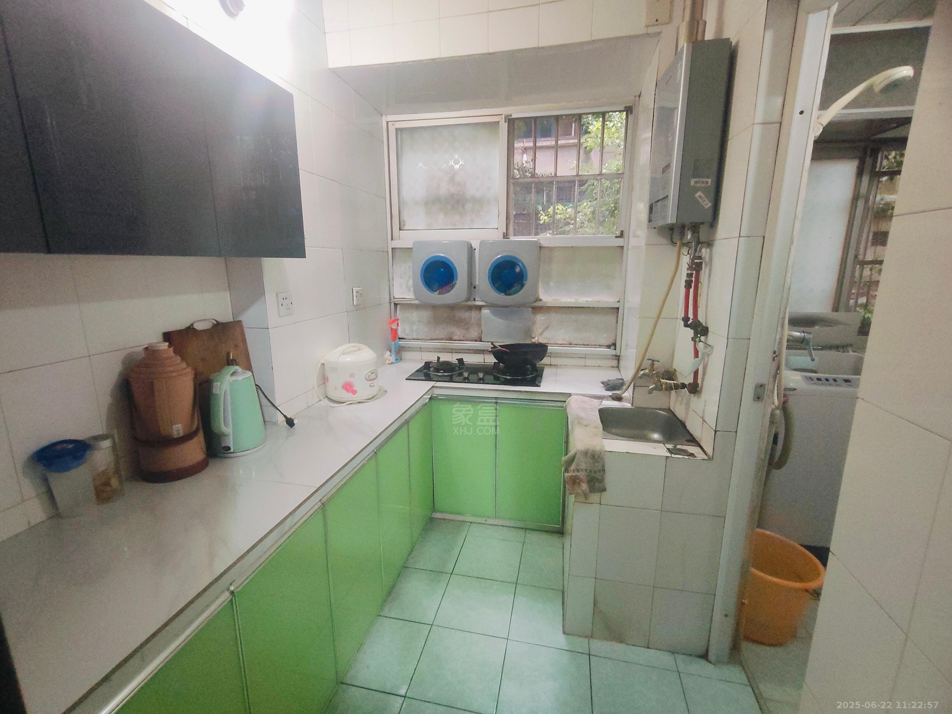 北山二村 2室1厅1卫 800.0元/月 北山二村 2室1厅1卫 800.0元/月室内图