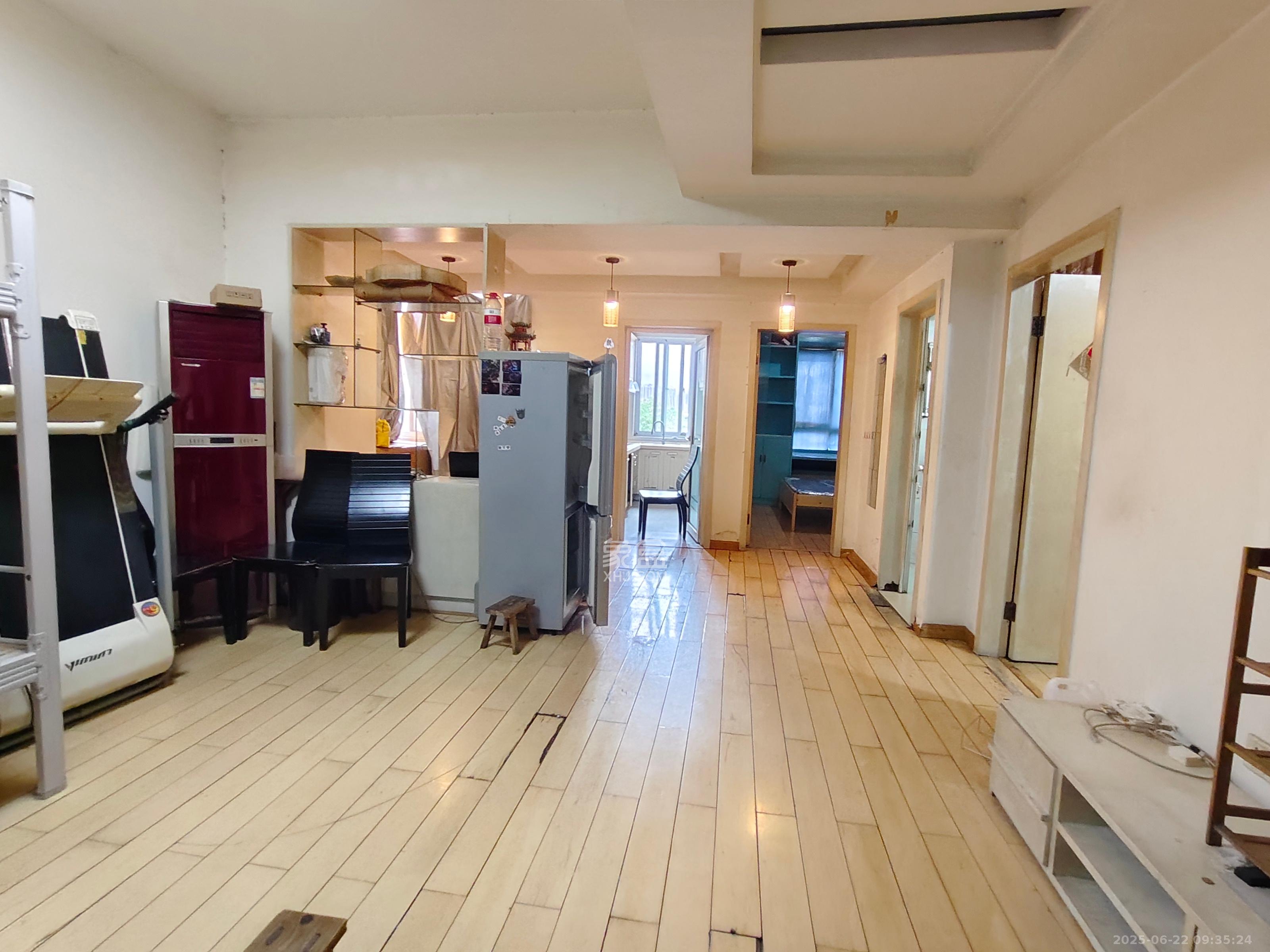 芙蓉苑  2室2厅1卫   1800.00元/月室内图