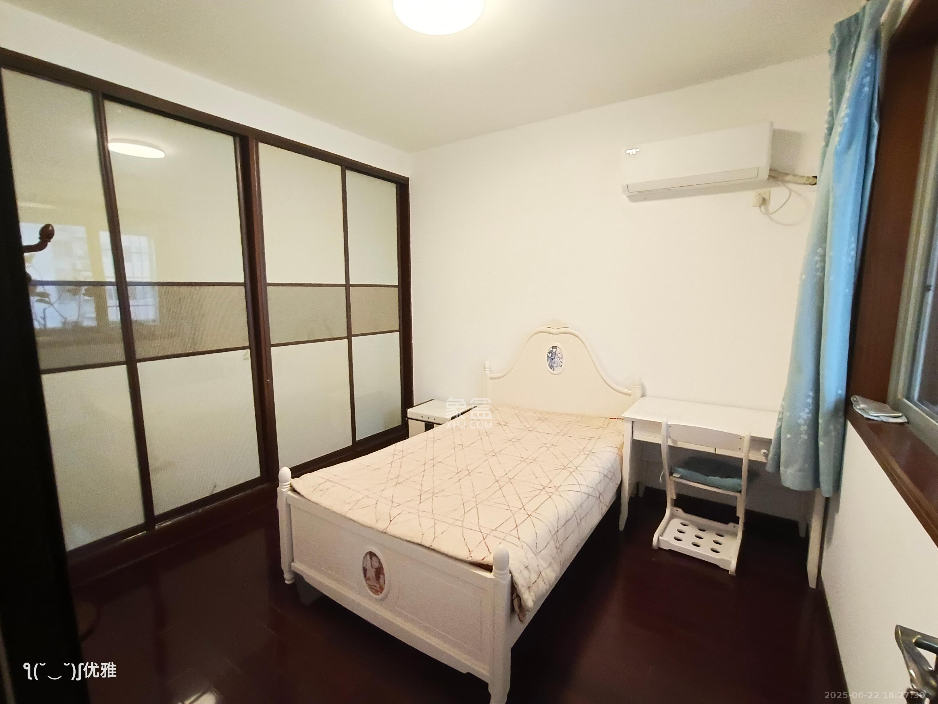 慧丰楼  3室2厅2卫   3200.00元/月室内图