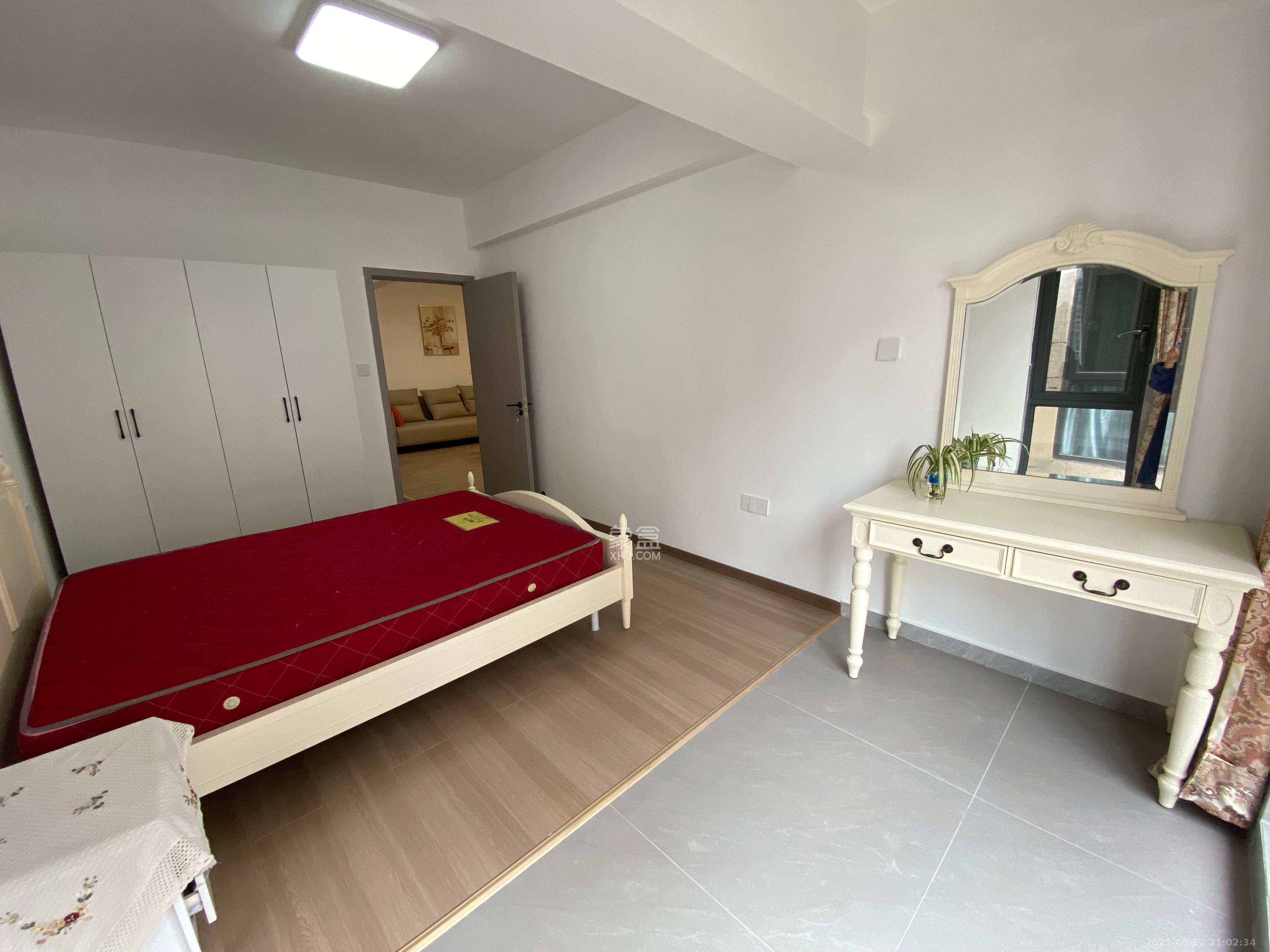 建发中央公园（建发美地）  2室2厅1卫   3300.00元/月室内图