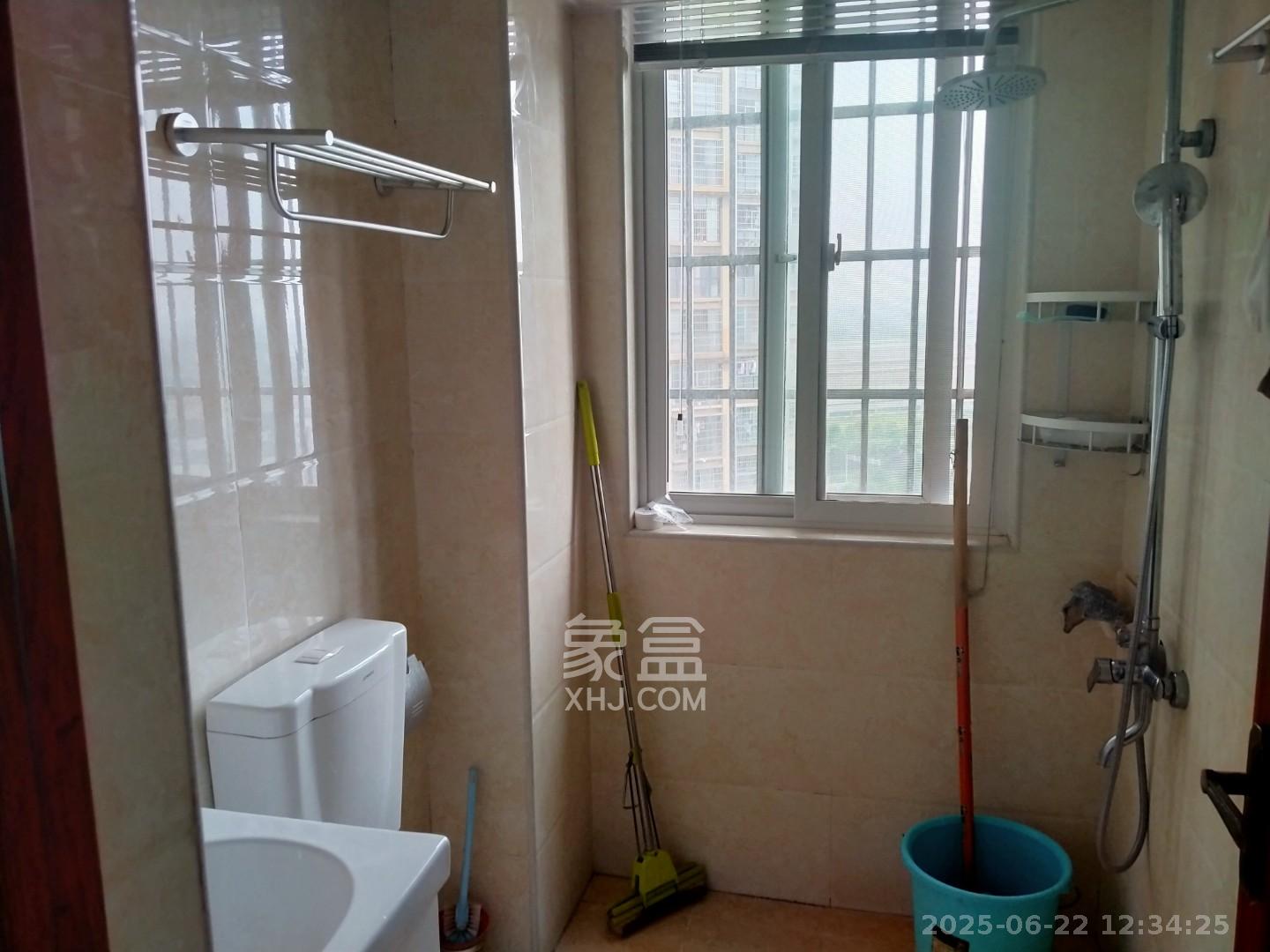 光明城市(星辰青年城) 2室2厅1卫 2000.0元/月 光明城市(星辰青年城) 2室2厅1卫 2000.0元/月室内图