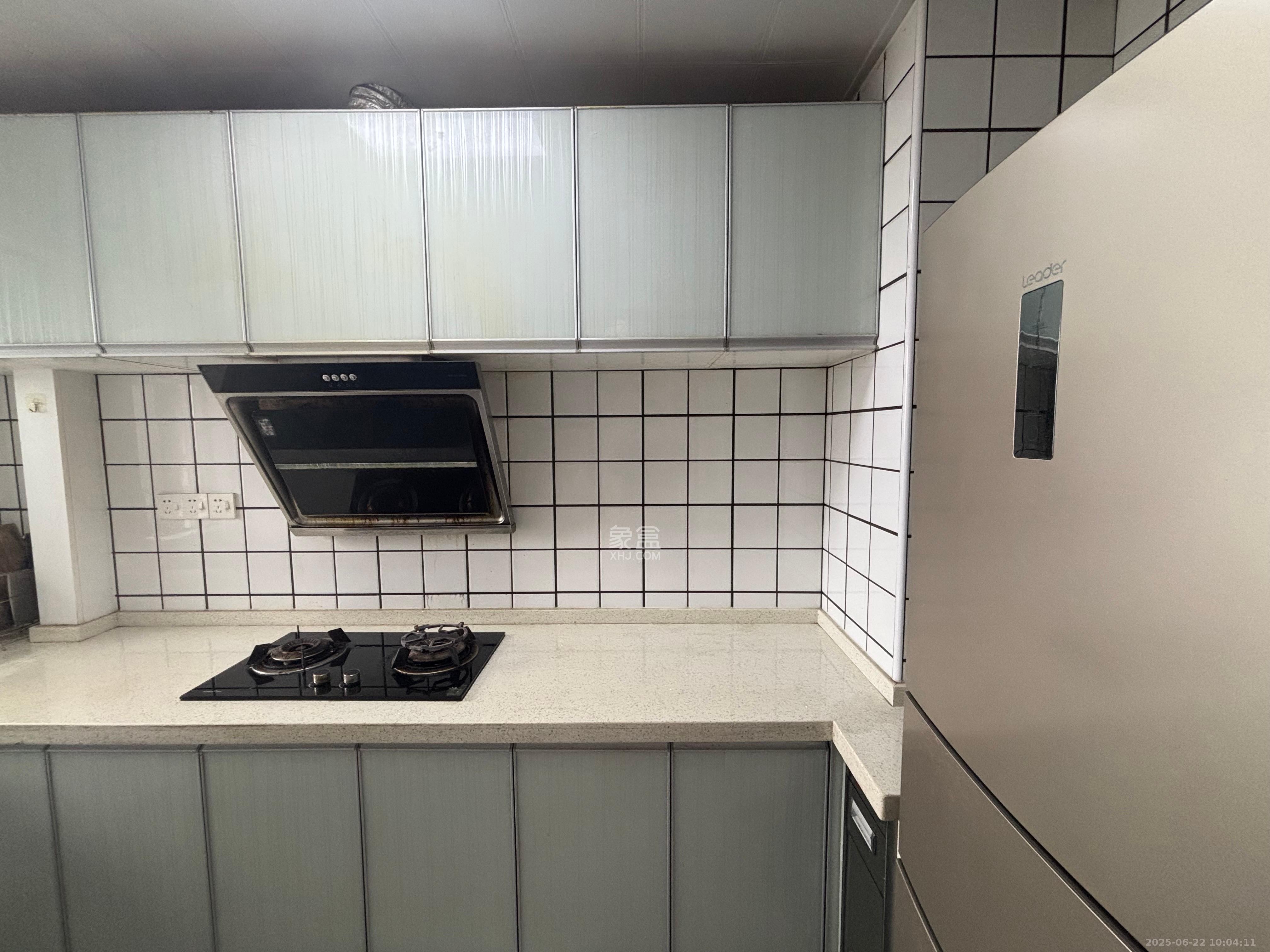 旭辉御府  4室2厅2卫   2800.00元/月室内图