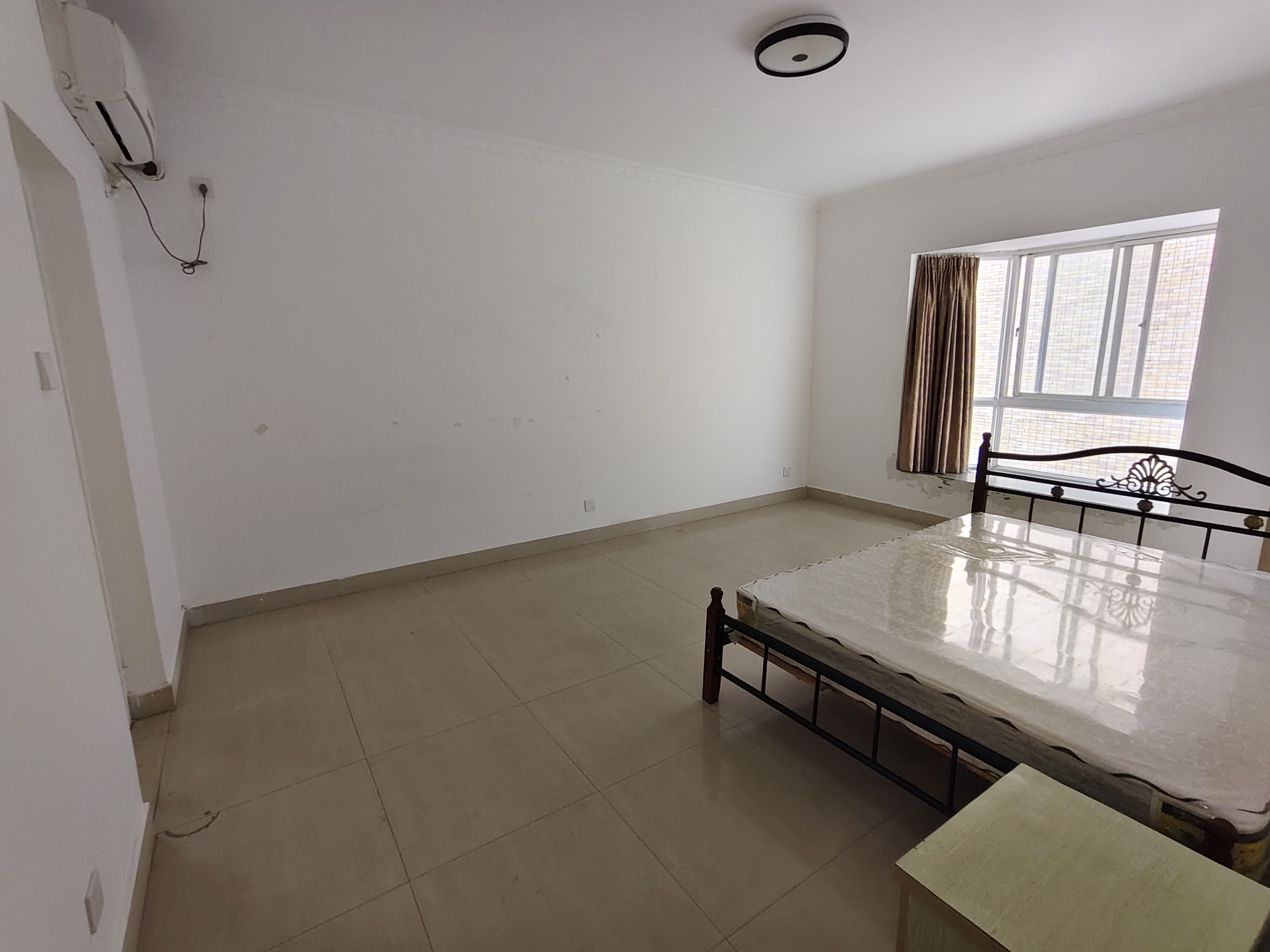 嘉华城市花园 4室2厅2卫 3500.0元/月 嘉华城市花园 4室2厅2卫 3500.0元/月室内图