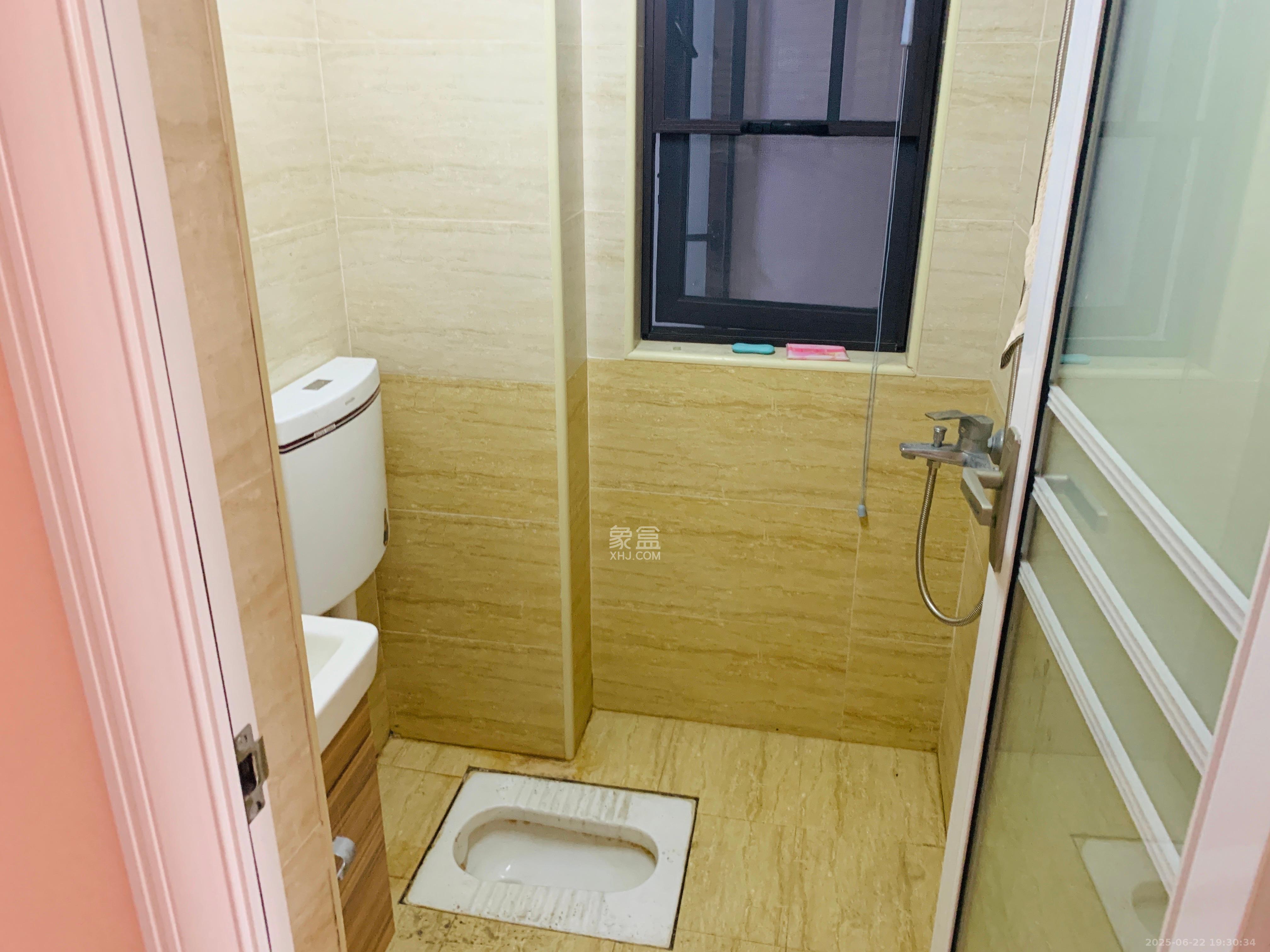 金房奥斯卡  1室1厅1卫   1500.00元/月室内图
