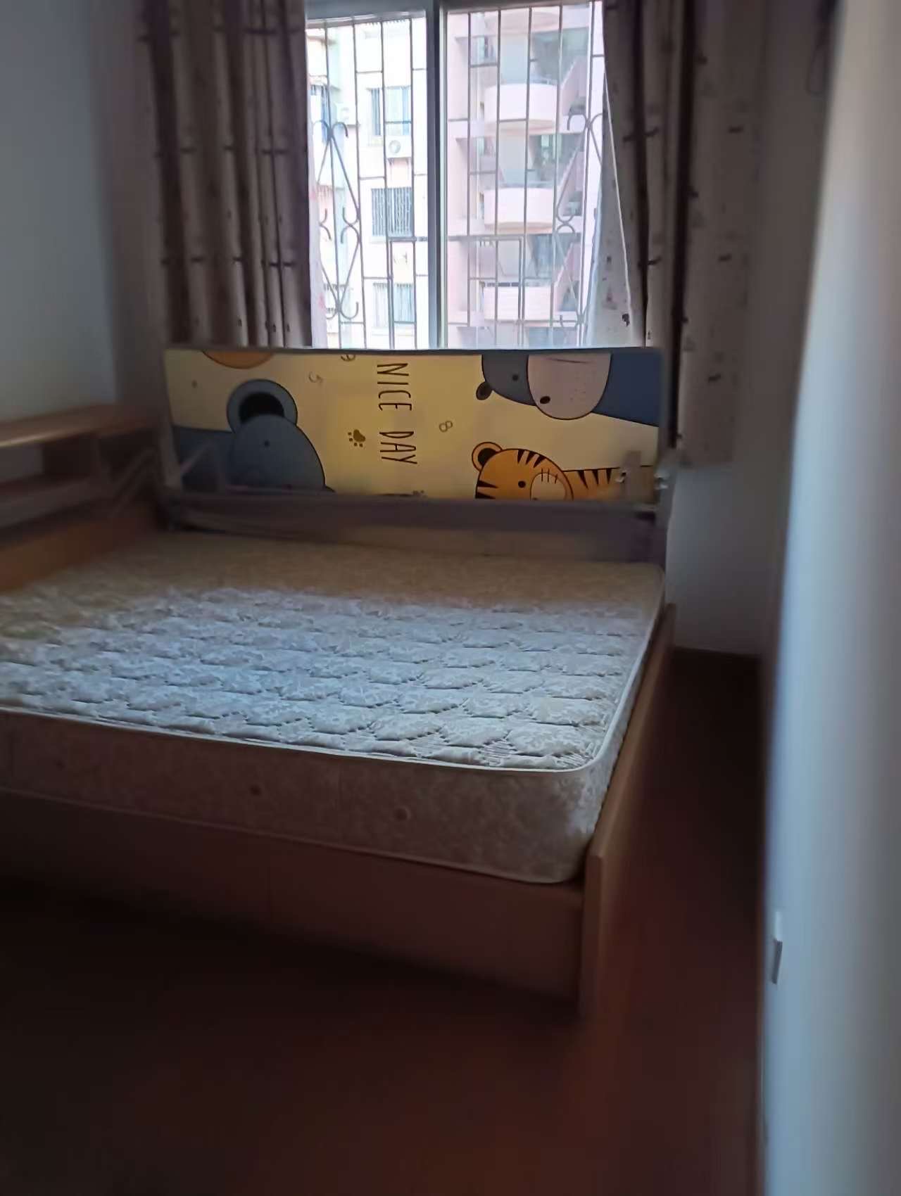 侨诚花园 2室1厅1卫 2200.0元/月 侨诚花园 2室1厅1卫 2200.0元/月室内图