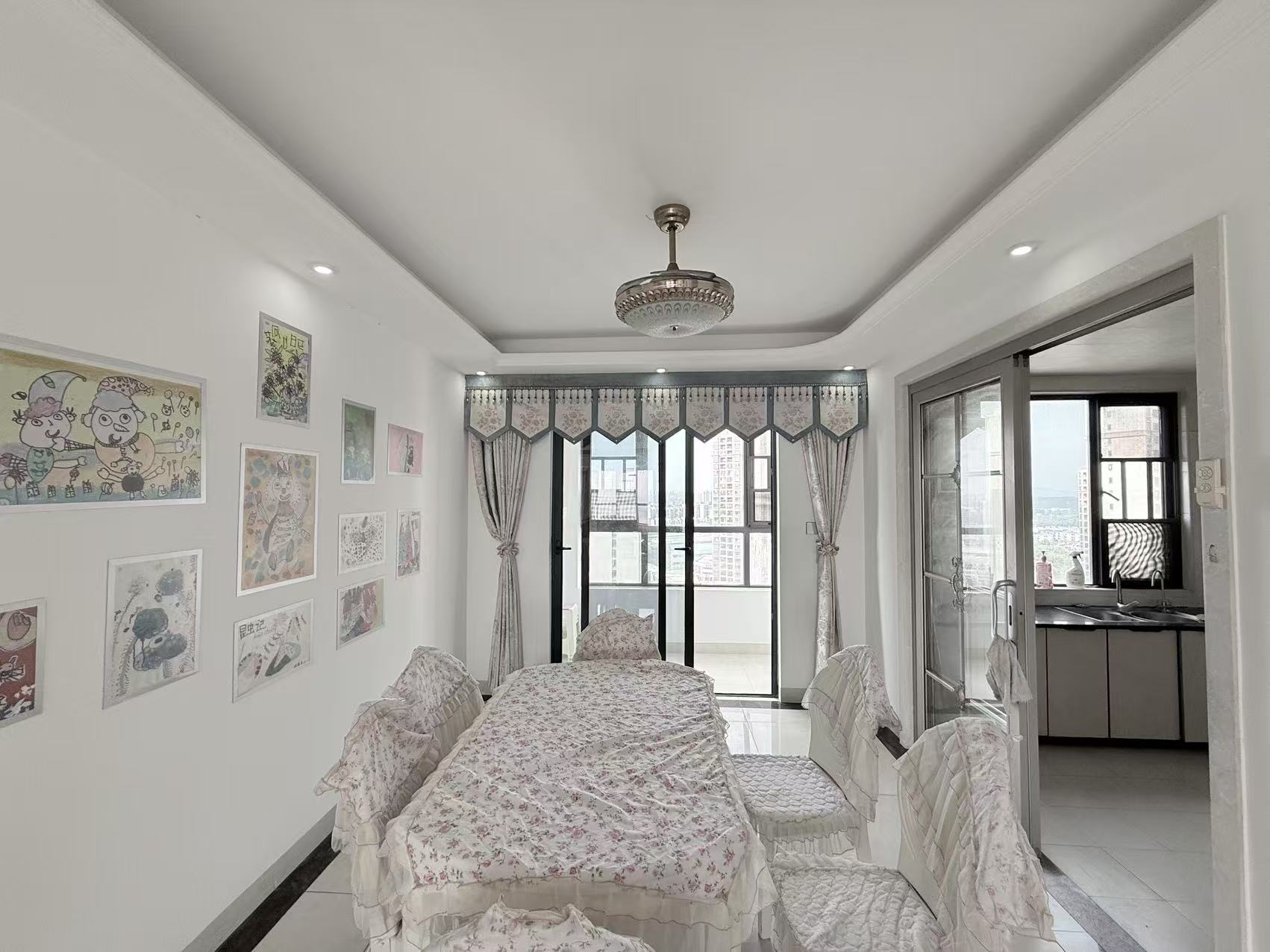 城市公园 4室2厅2卫 68.0万 城市公园 4室2厅2卫 68.0万室内图