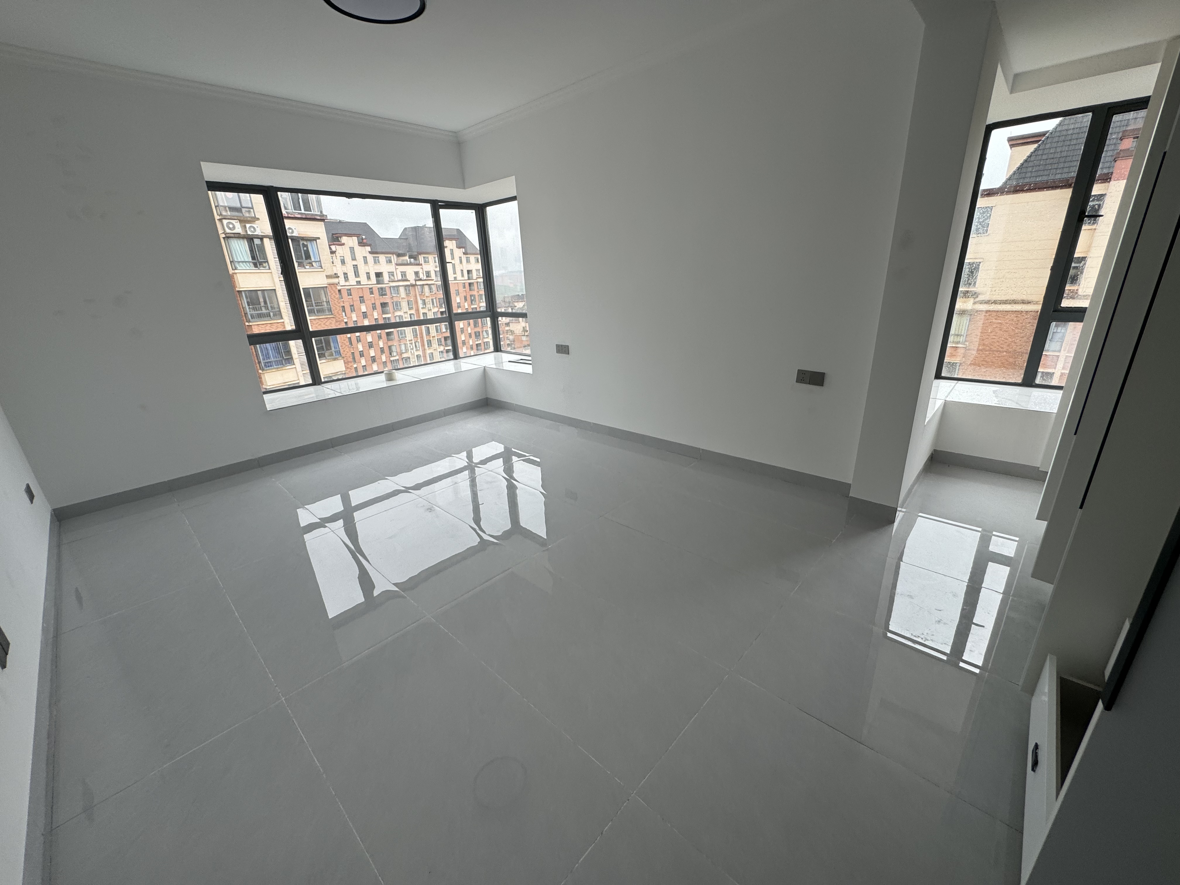 磐龙生态社区 2室2厅2卫 30.5万 磐龙生态社区 2室2厅2卫 30.5万室内图