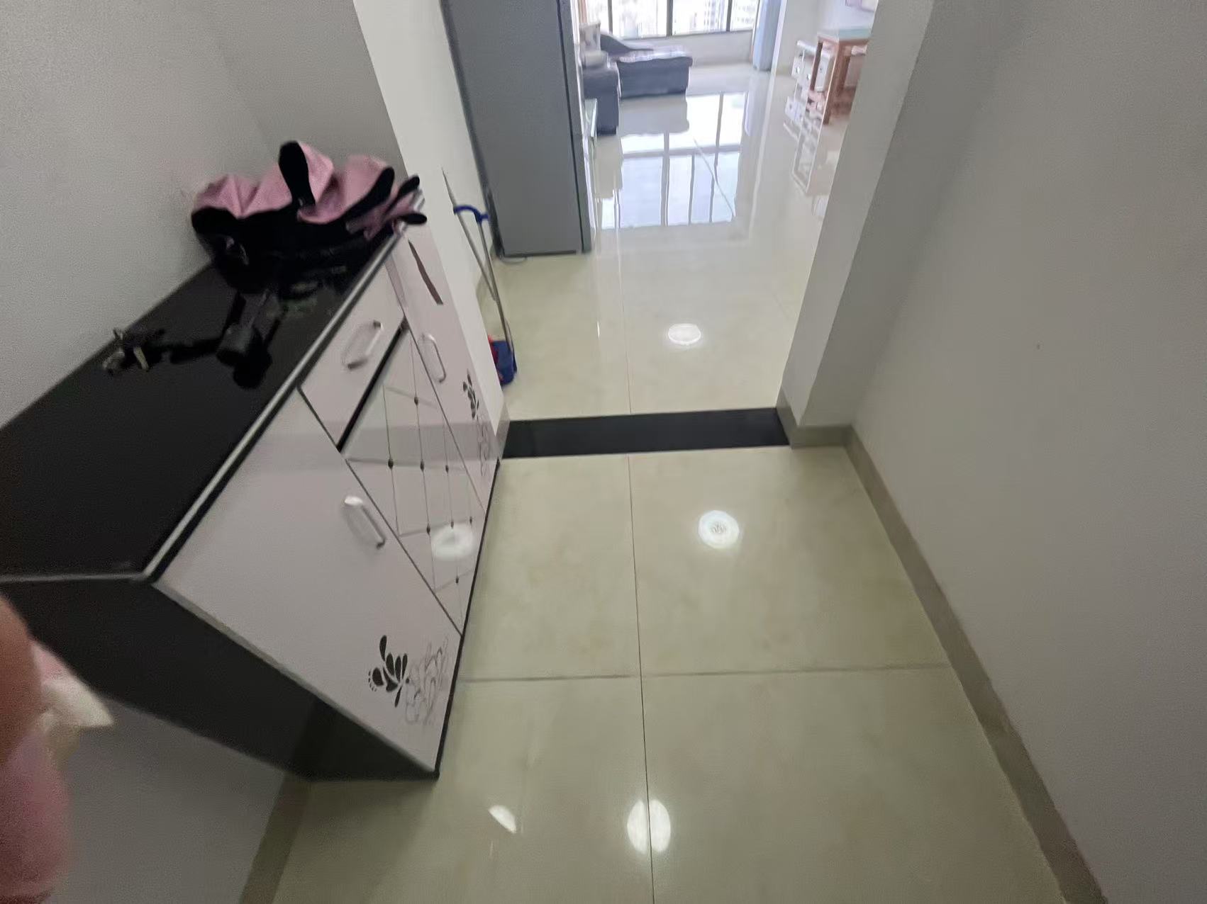中央皇庭  2室2厅1卫   30.80万室内图