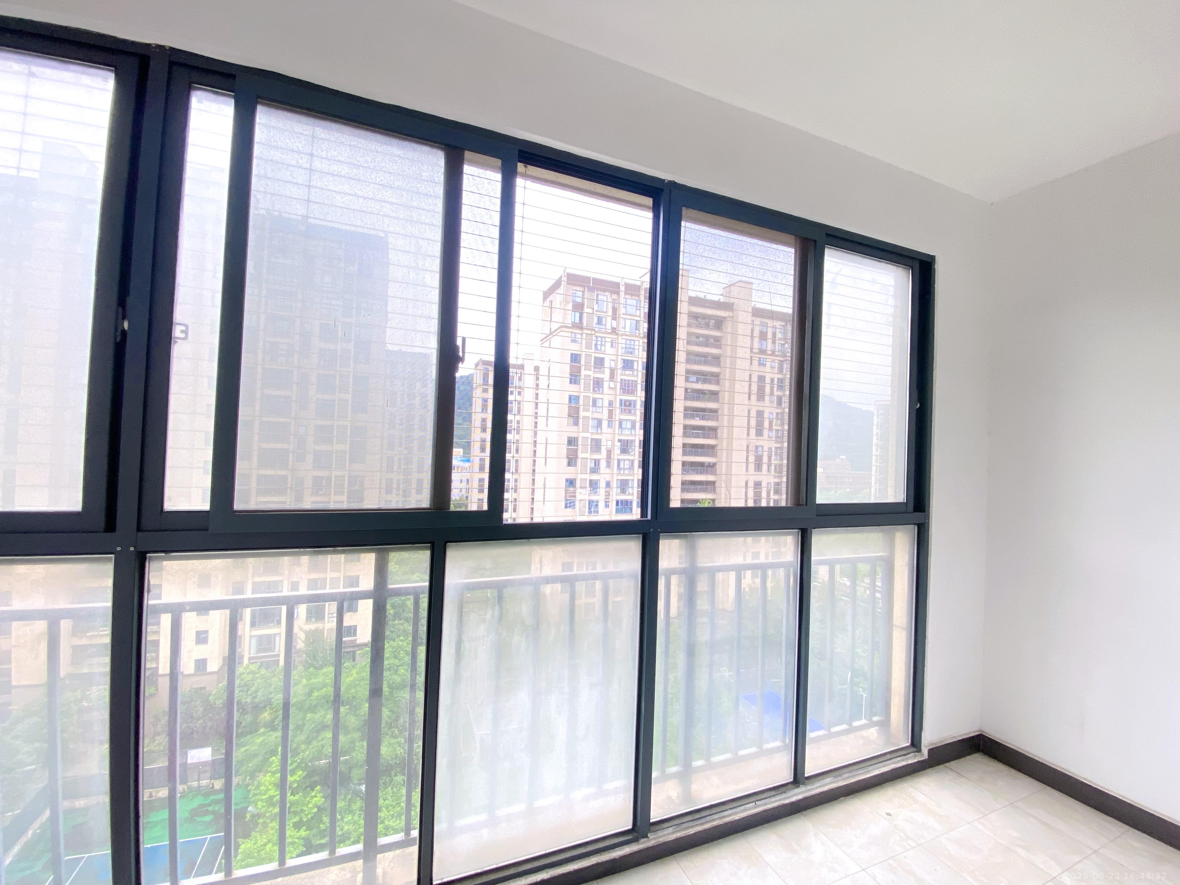 君康家园(梅溪湖七喜街)  3室2厅2卫    3200.0元/月 君康家园(梅溪湖七喜街)  3室2厅2卫    3200.0元/月室内图