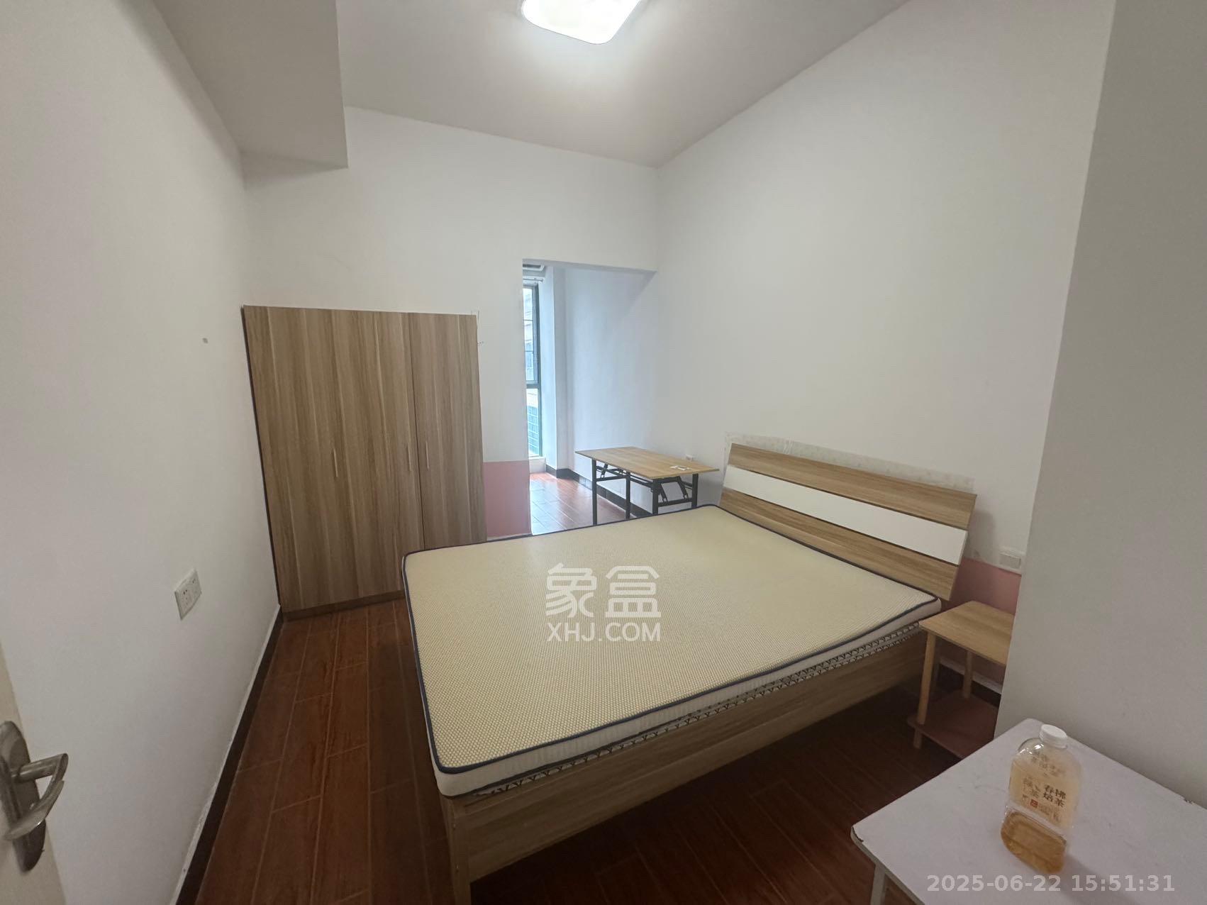 才子嘉都  3室1厅1卫   1600.00元/月室内图