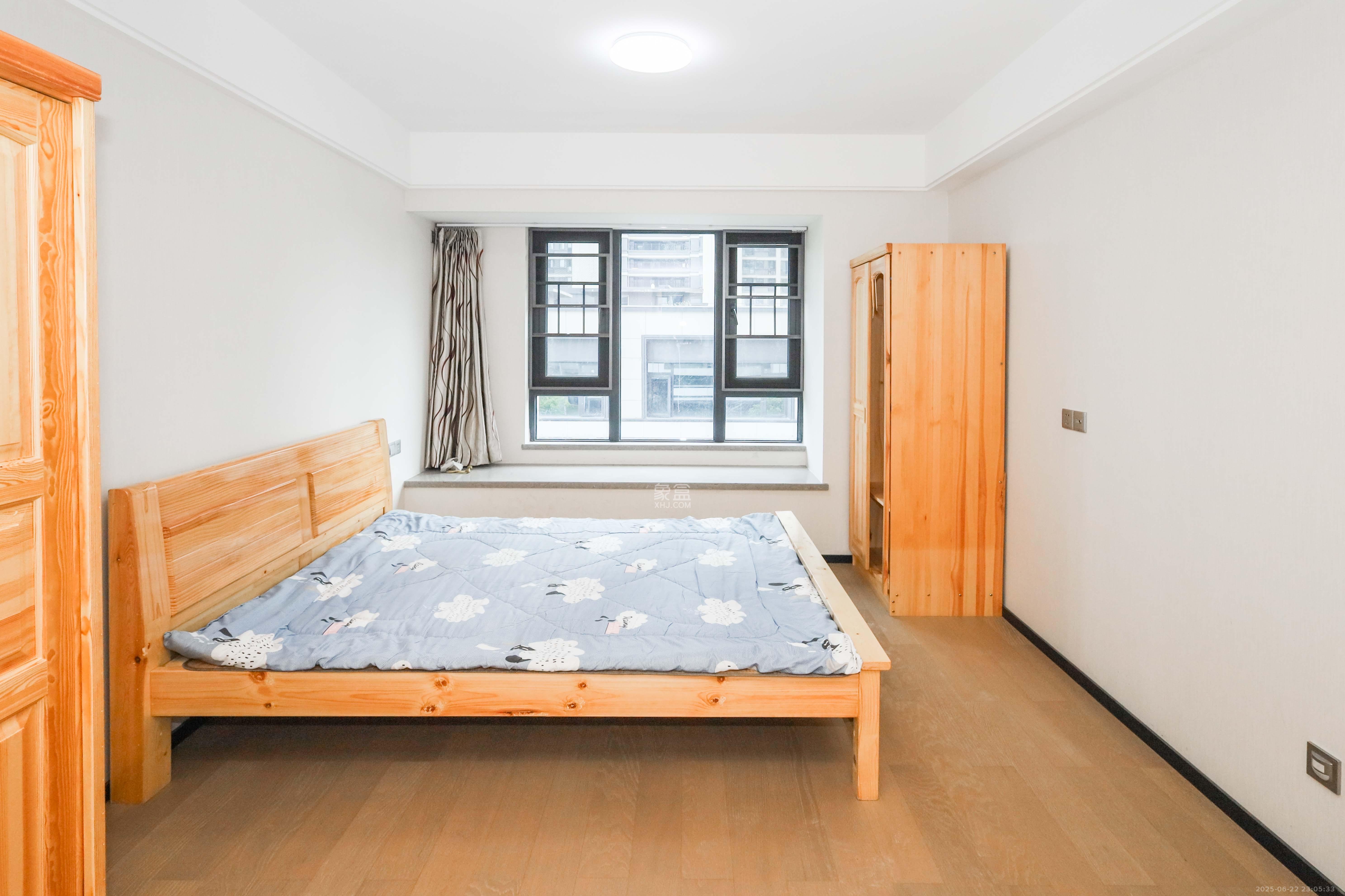 中海麓山境北区 4室2厅2卫 3000.0元/月 中海麓山境北区 4室2厅2卫 3000.0元/月室内图