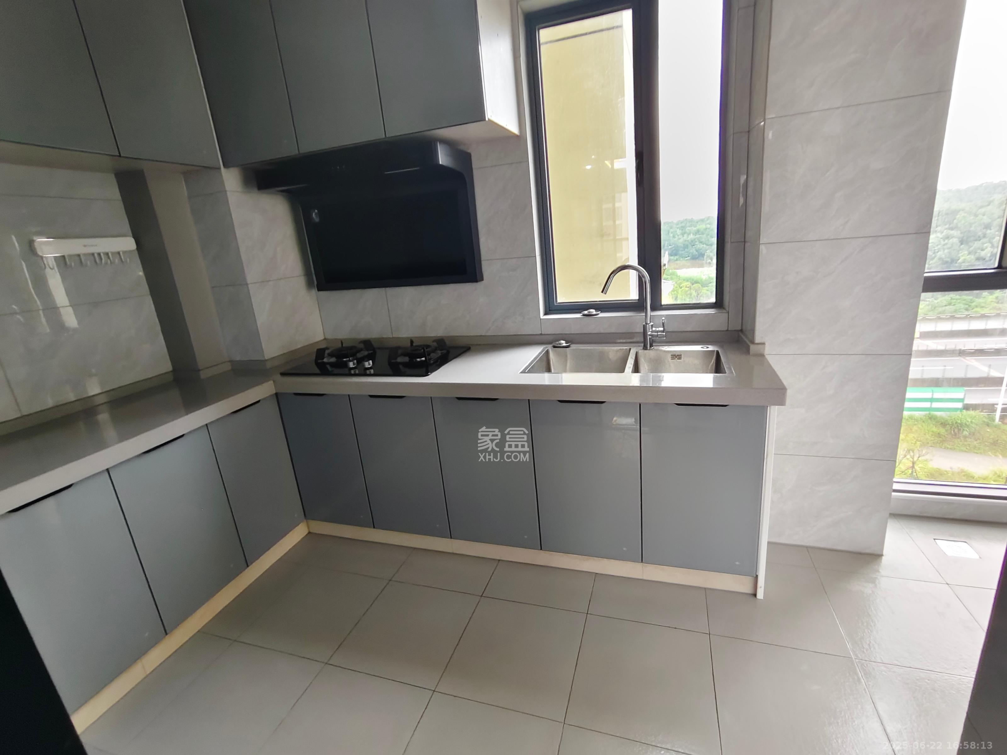 智达佳园 3室2厅2卫 2000.0元/月 智达佳园 3室2厅2卫 2000.0元/月室内图