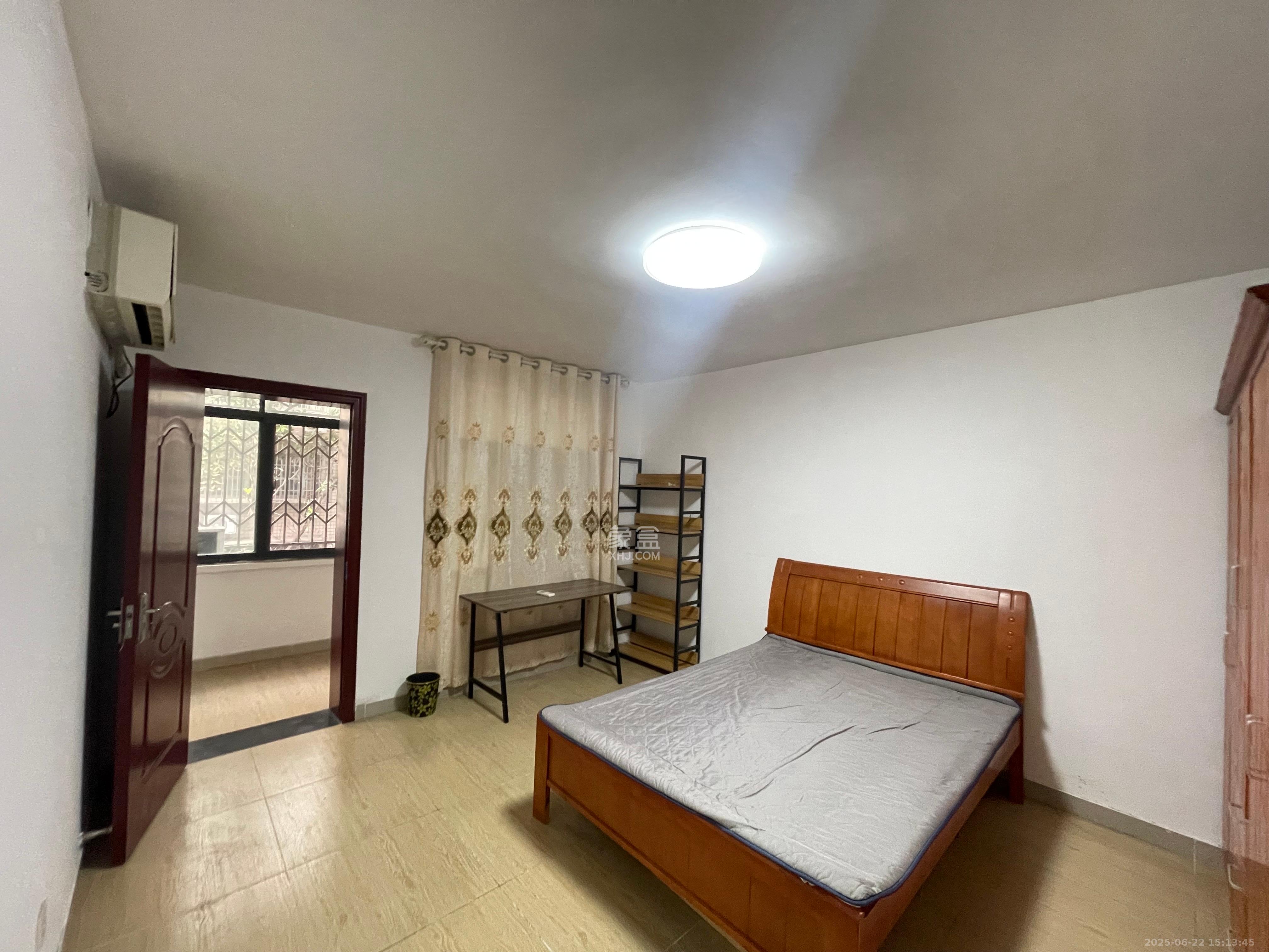 东文庙坪 2室1厅1卫 2700.0元/月 东文庙坪 2室1厅1卫 2700.0元/月室内图