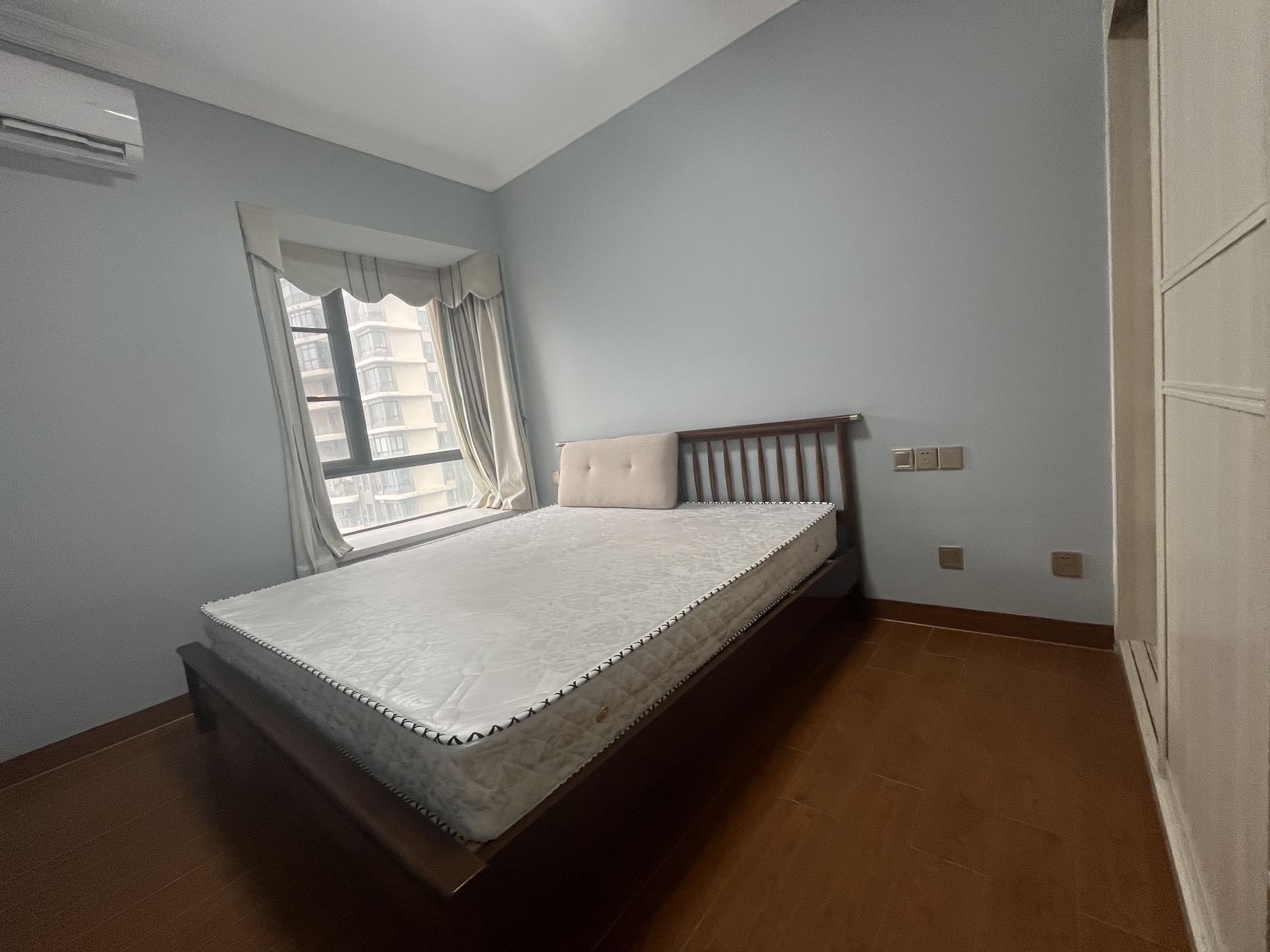 大华锦绣海岸一期 1室2厅1卫 85.0万 大华锦绣海岸一期 1室2厅1卫 85.0万室内图