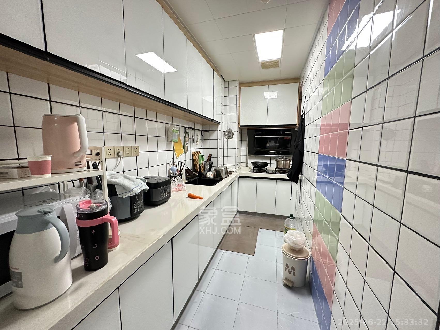 北辰三角洲C3区  3室2厅2卫   3900.00元/月室内图
