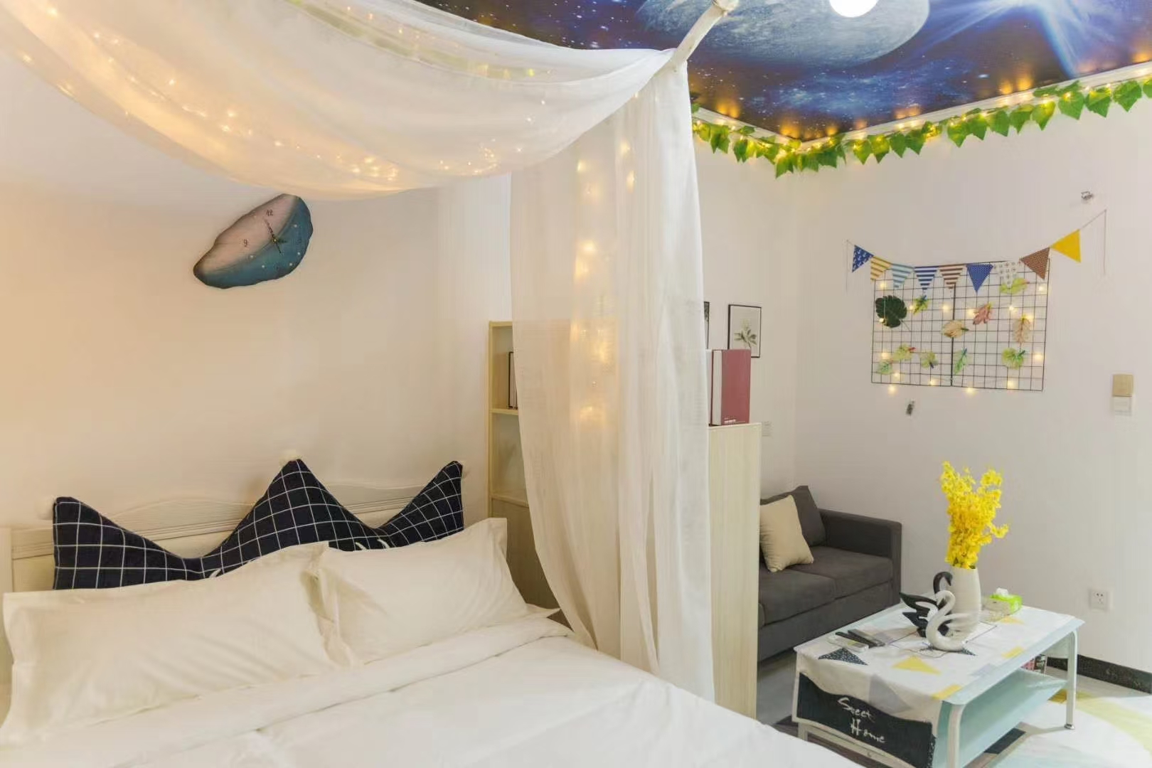 美的梧桐庄园  1室1厅1卫    1300.0元/月 美的梧桐庄园  1室1厅1卫    1300.0元/月室内图