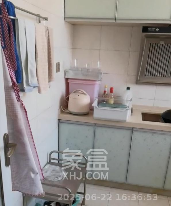 高桥新二号小区  2室2厅1卫    1600.0元/月室内图