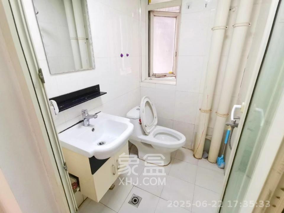 三王丽都 1室1厅1卫 2400.0元/月 三王丽都 1室1厅1卫 2400.0元/月室内图