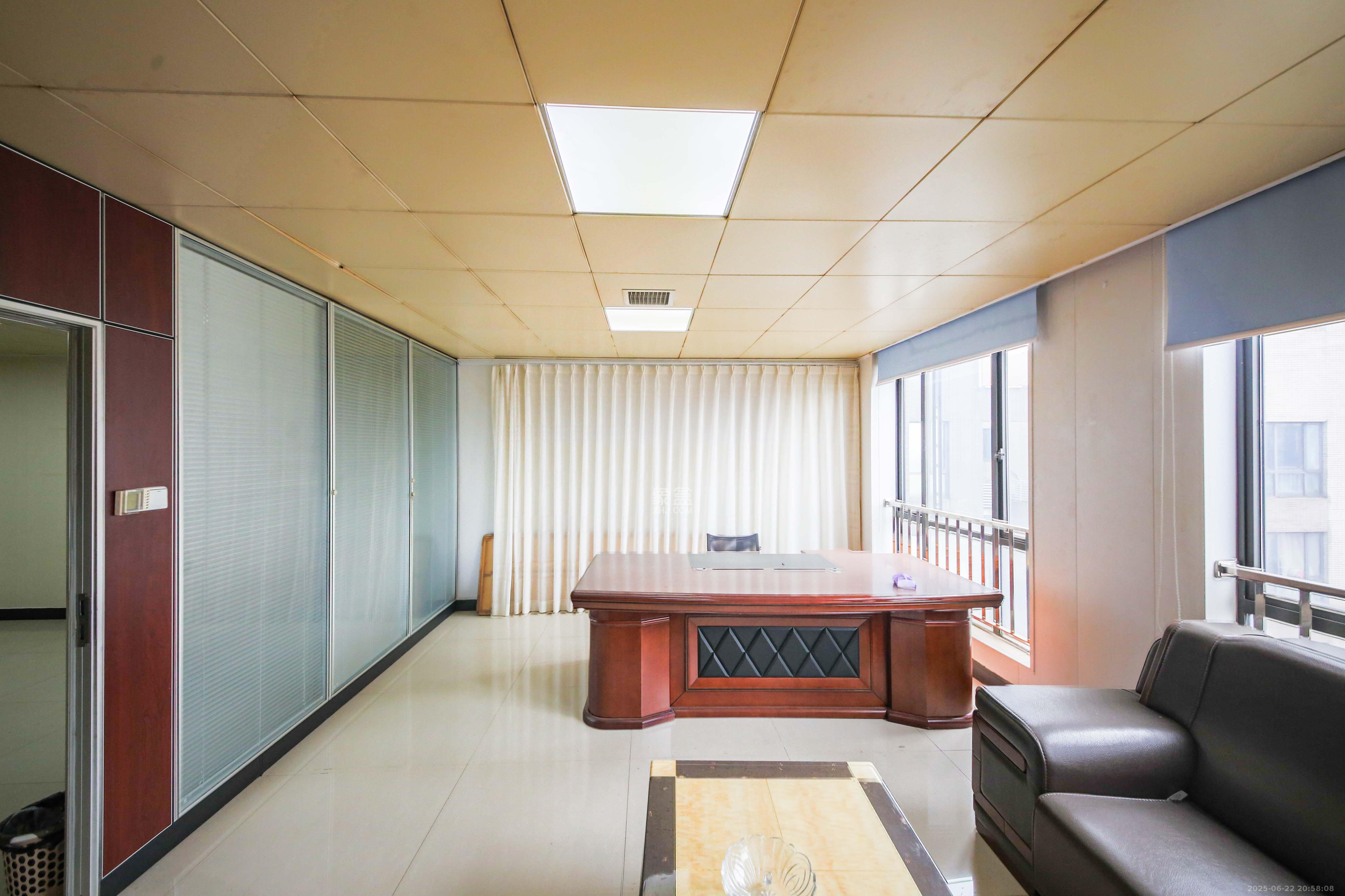 和庄 3室1厅1卫 52.0万 和庄 3室1厅1卫 52.0万卧室