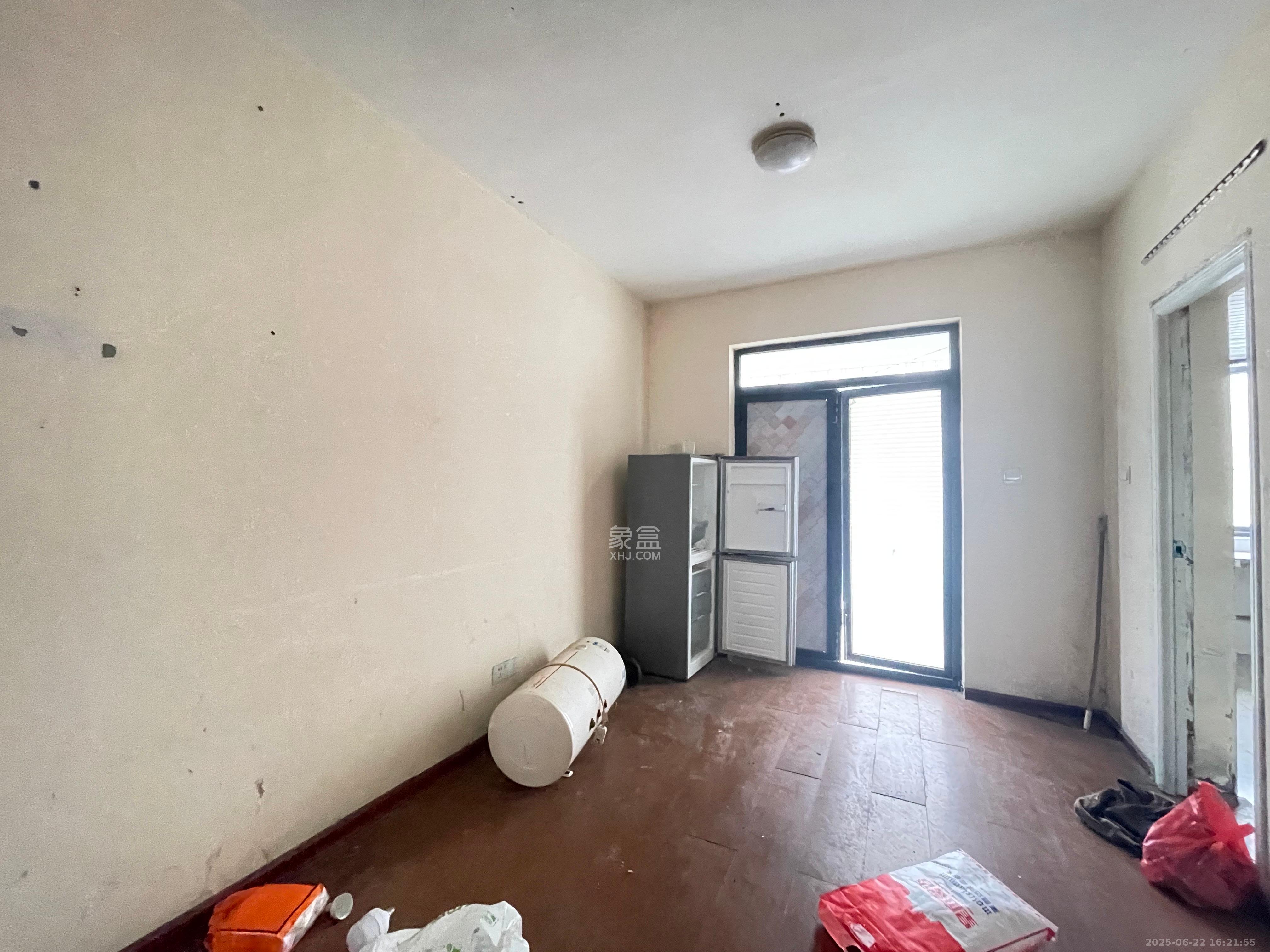 西子湖畔沃府  4室2厅2卫    2600.0元/月室内图