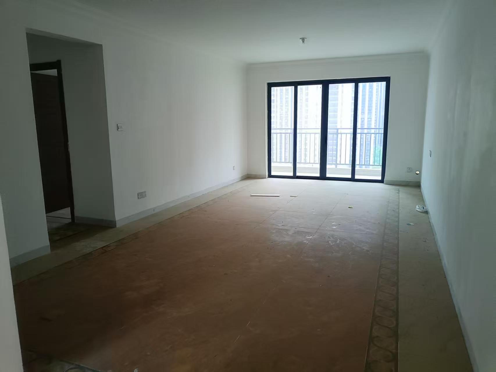 碧桂园梓山府 4室2厅2卫 2000.0元/月 碧桂园梓山府 4室2厅2卫 2000.0元/月室内图