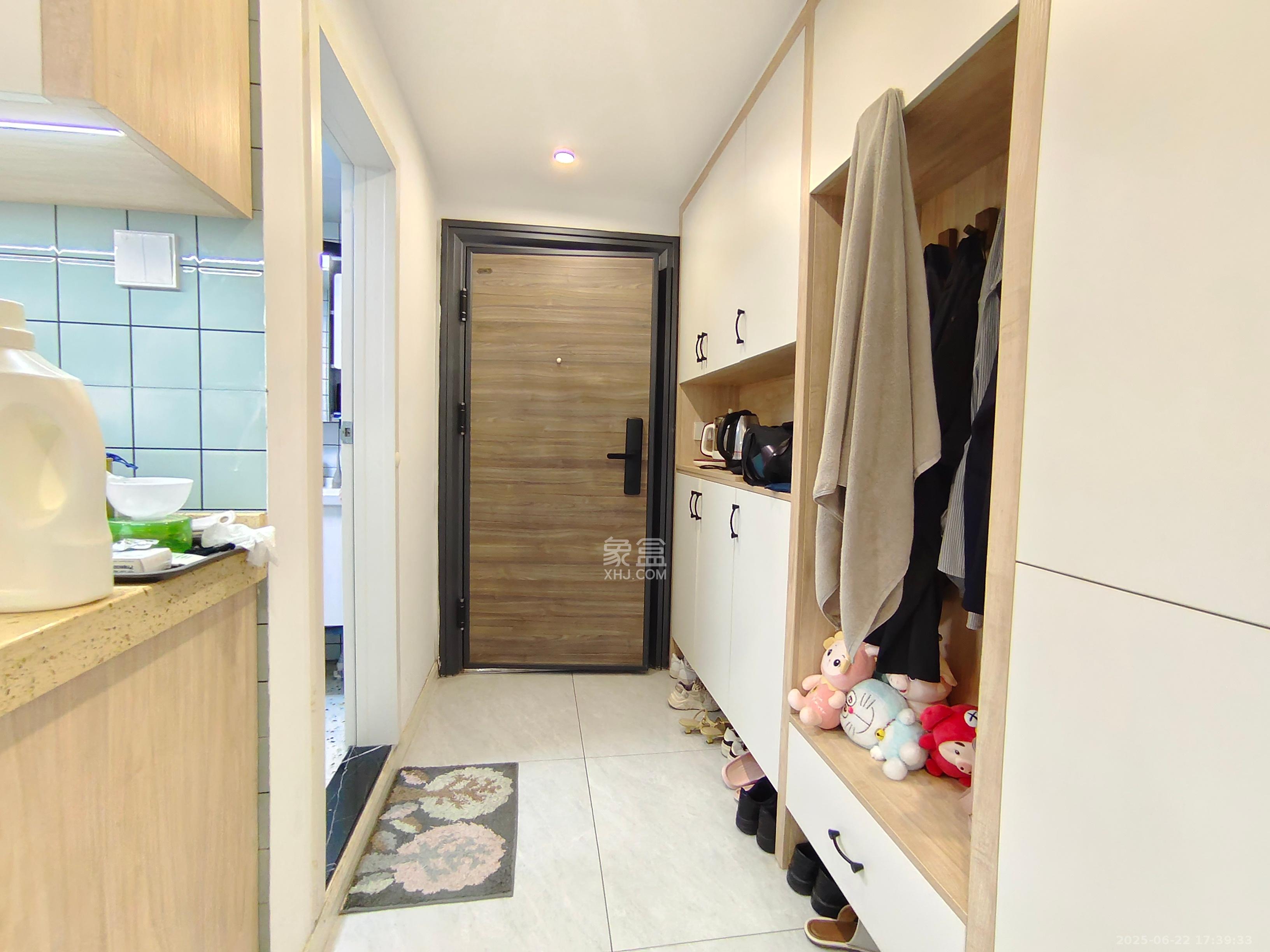 和隆花半里  1室1厅1卫   2200.00元/月室内图